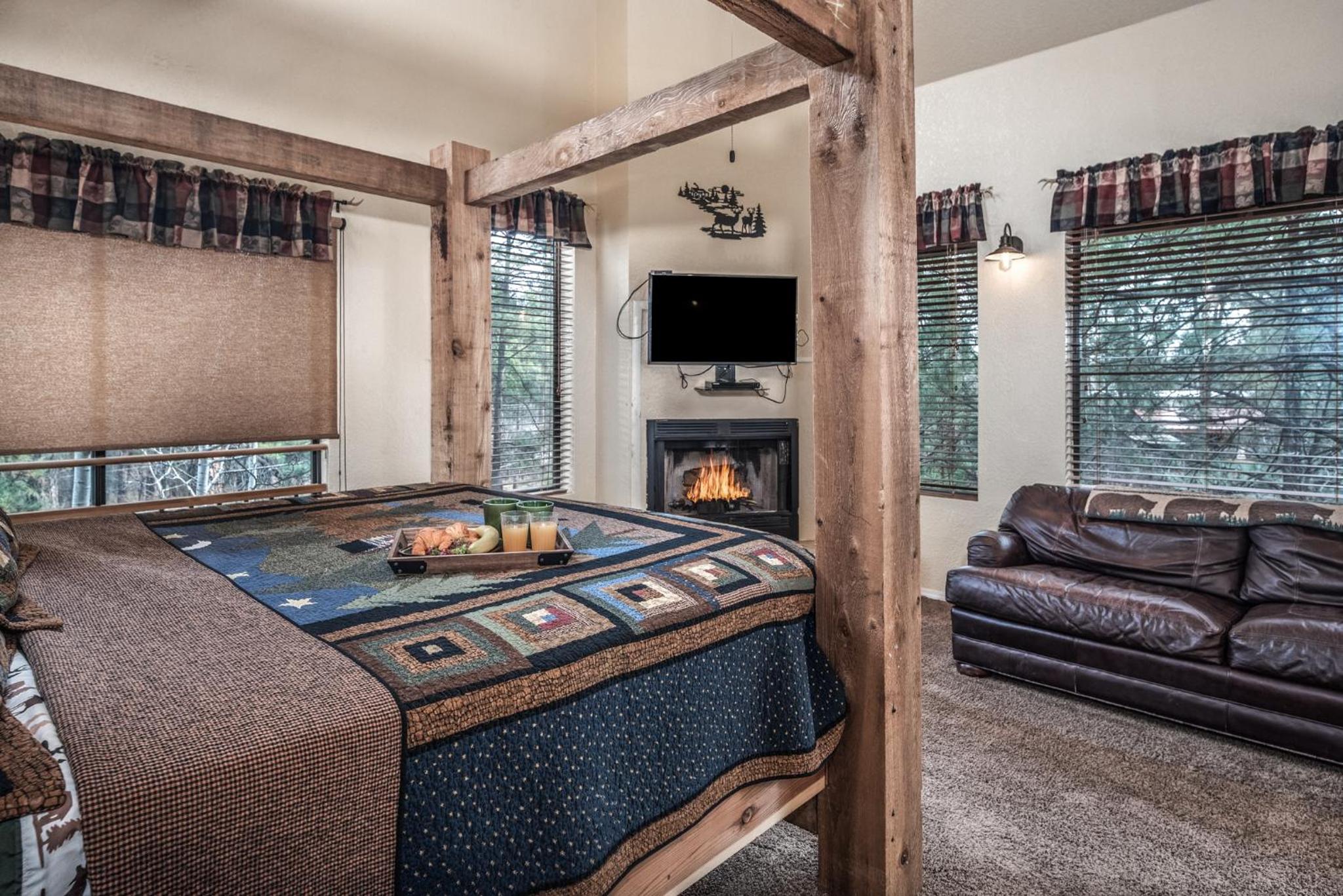 Upper Canyon Inn & Cabins