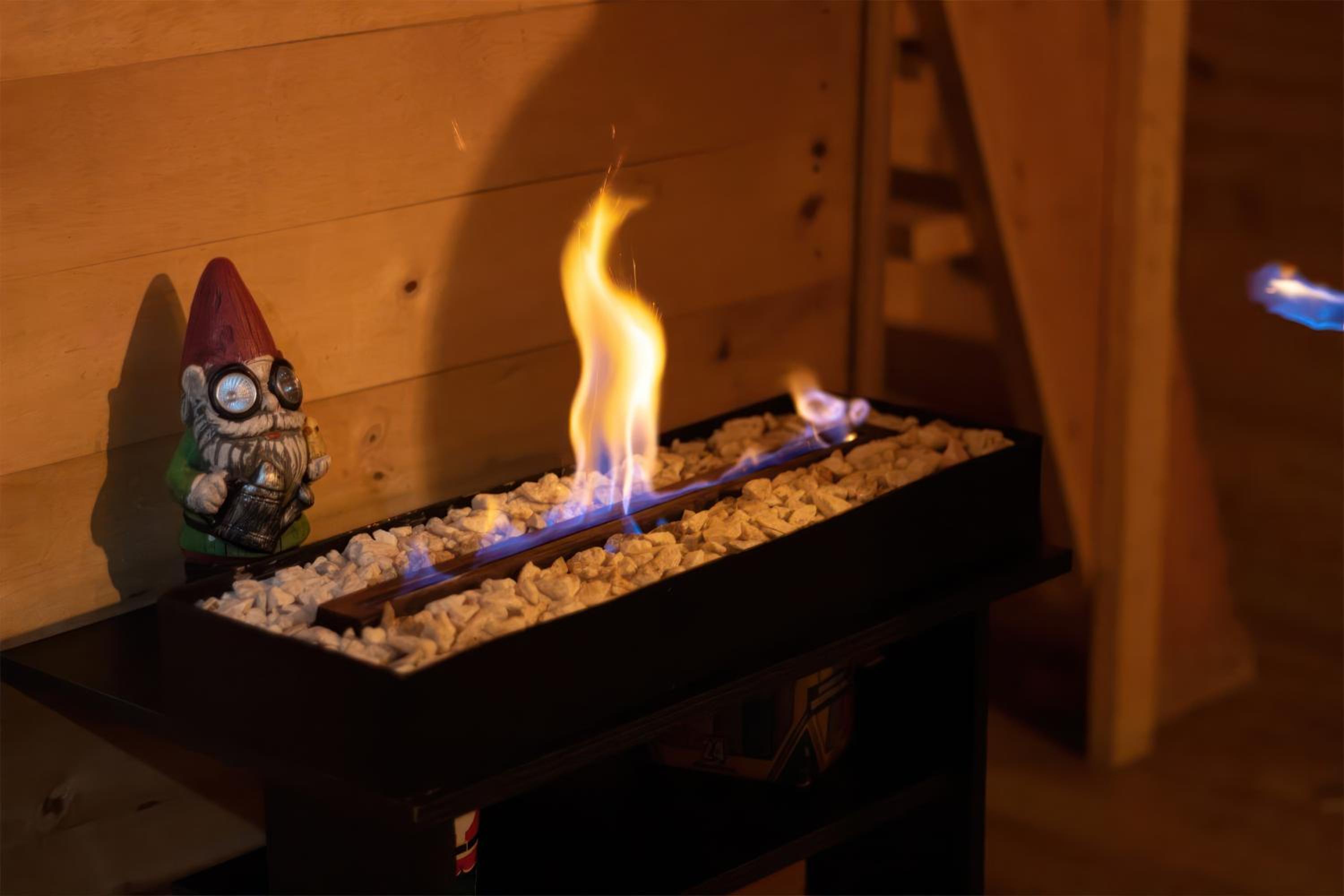 Cabaña con Jacuzzi privado/BBQ y Chimenea ecológica