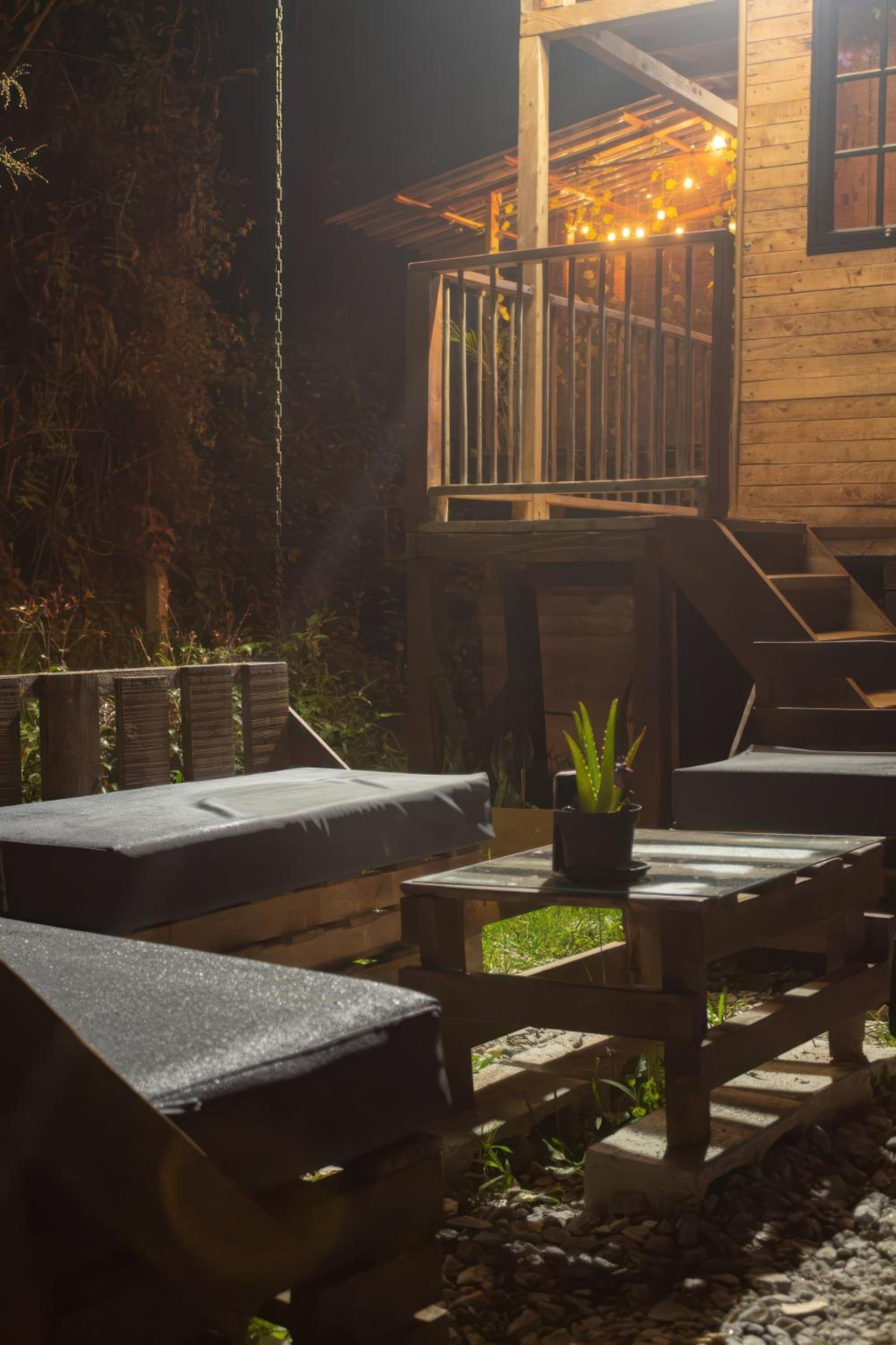 Cabaña con Jacuzzi privado/BBQ y Chimenea ecológica