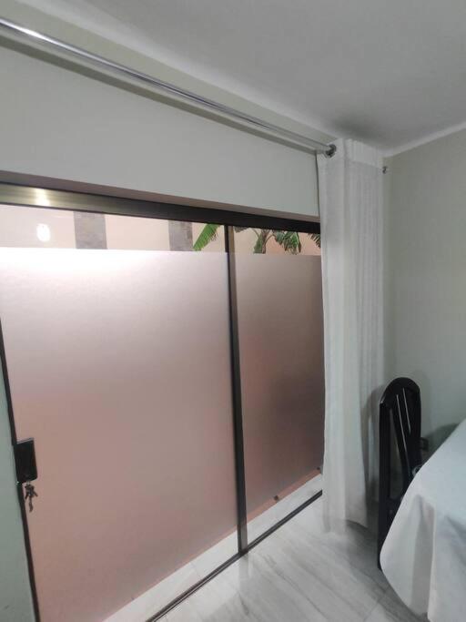 Habitación grande y céntrica 2 personas