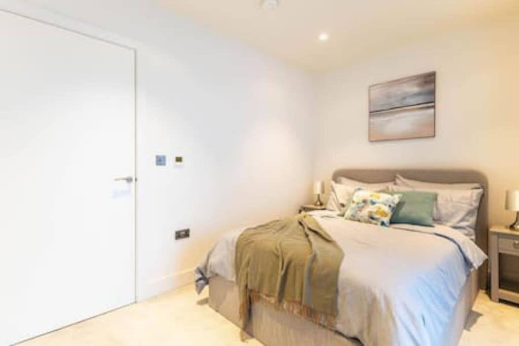 The Battersea Pad