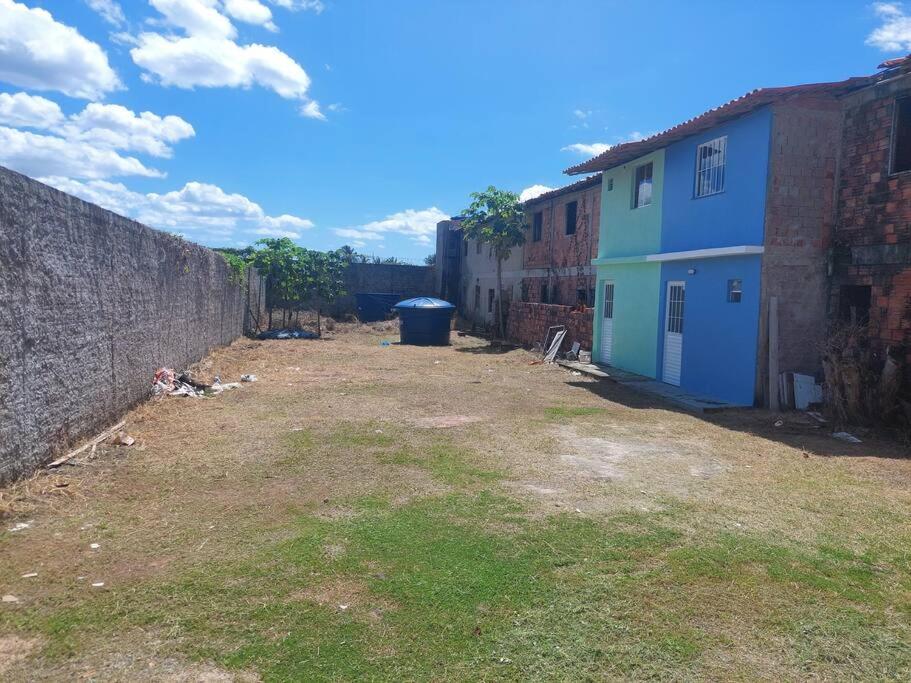 Casa na Praia com Super Piscina, em Condomínio Fechado.