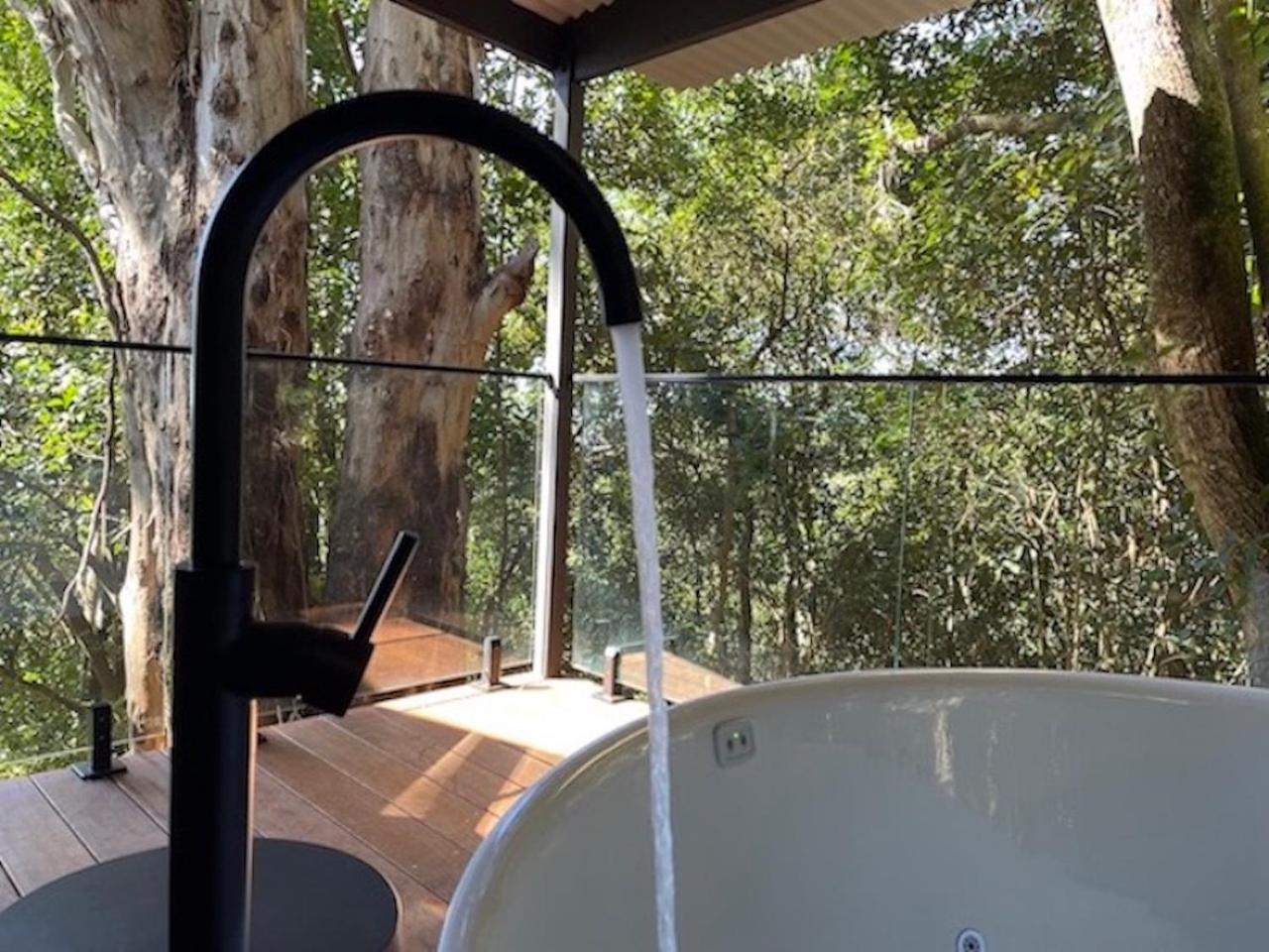 Treetops Seaview Montville