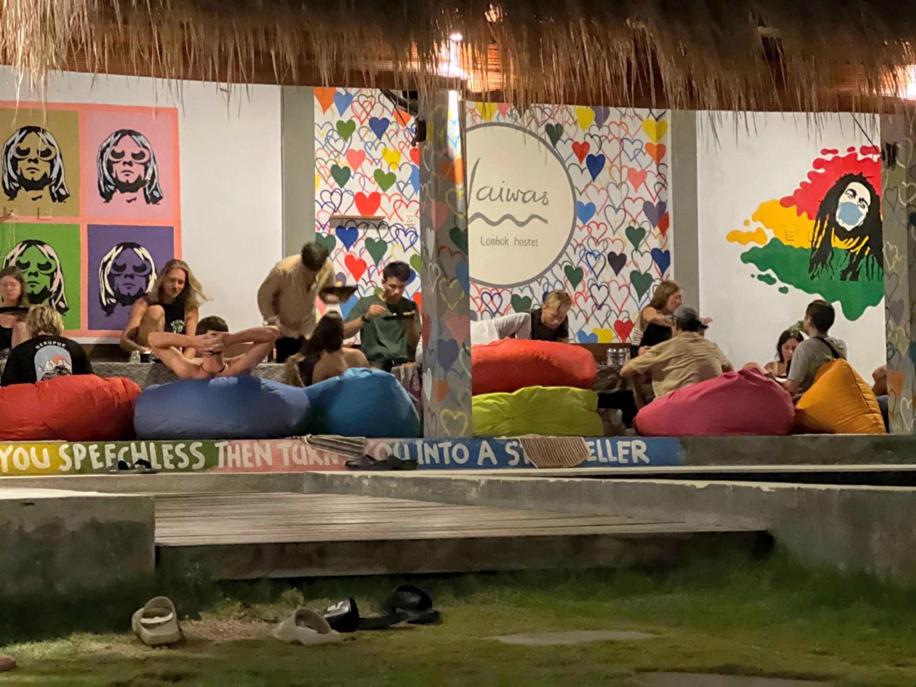 lounge
