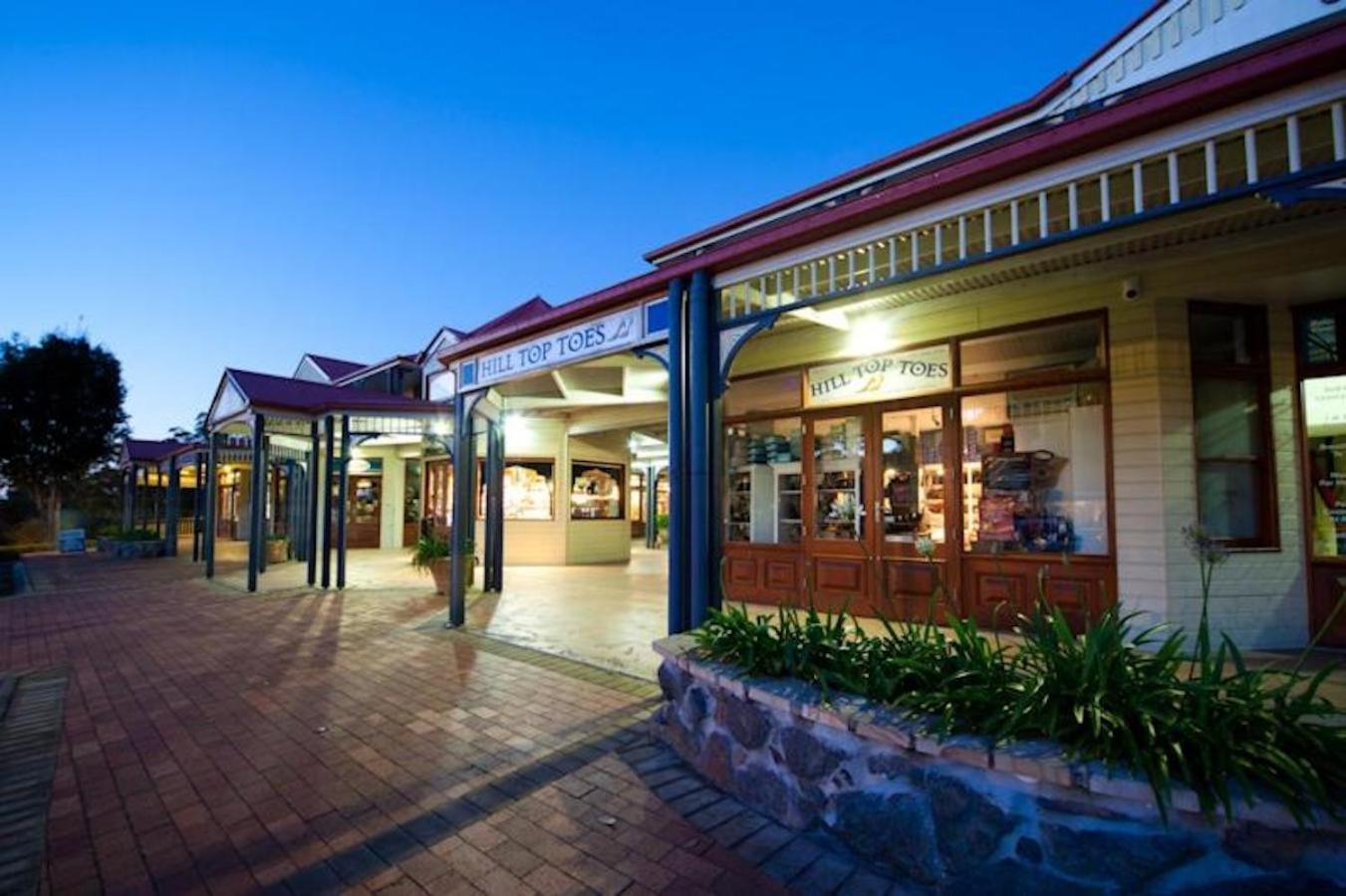 Treetops Seaview Montville