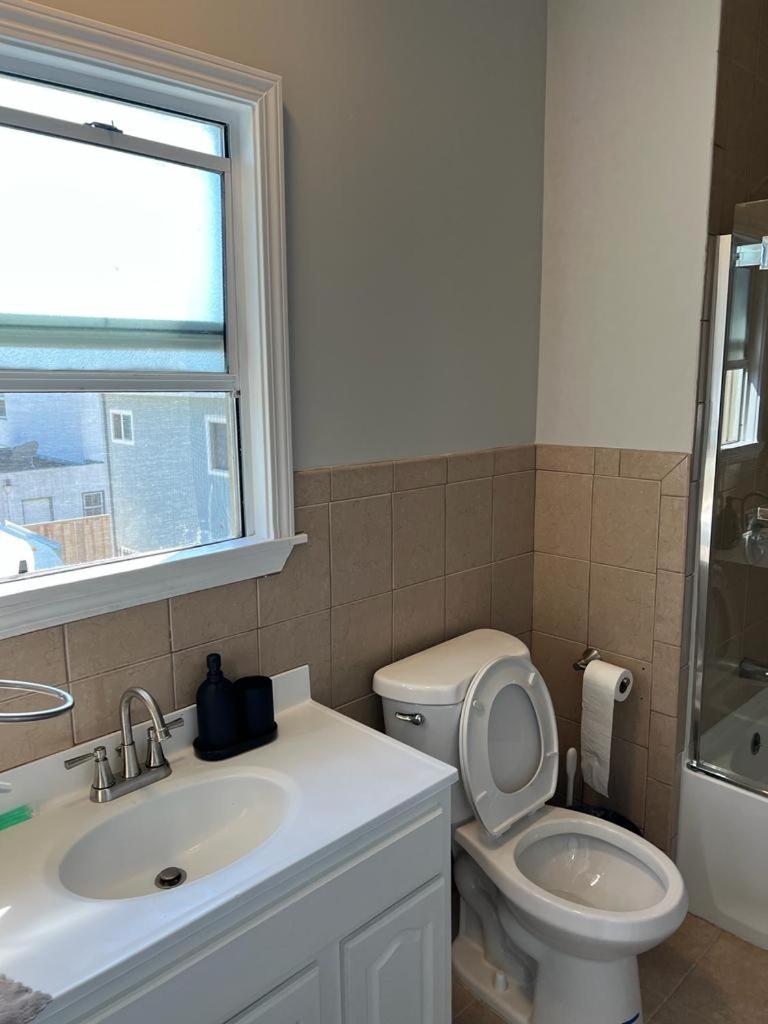 Furnished room in beautiful, updated house close to UC Berkeley view 3