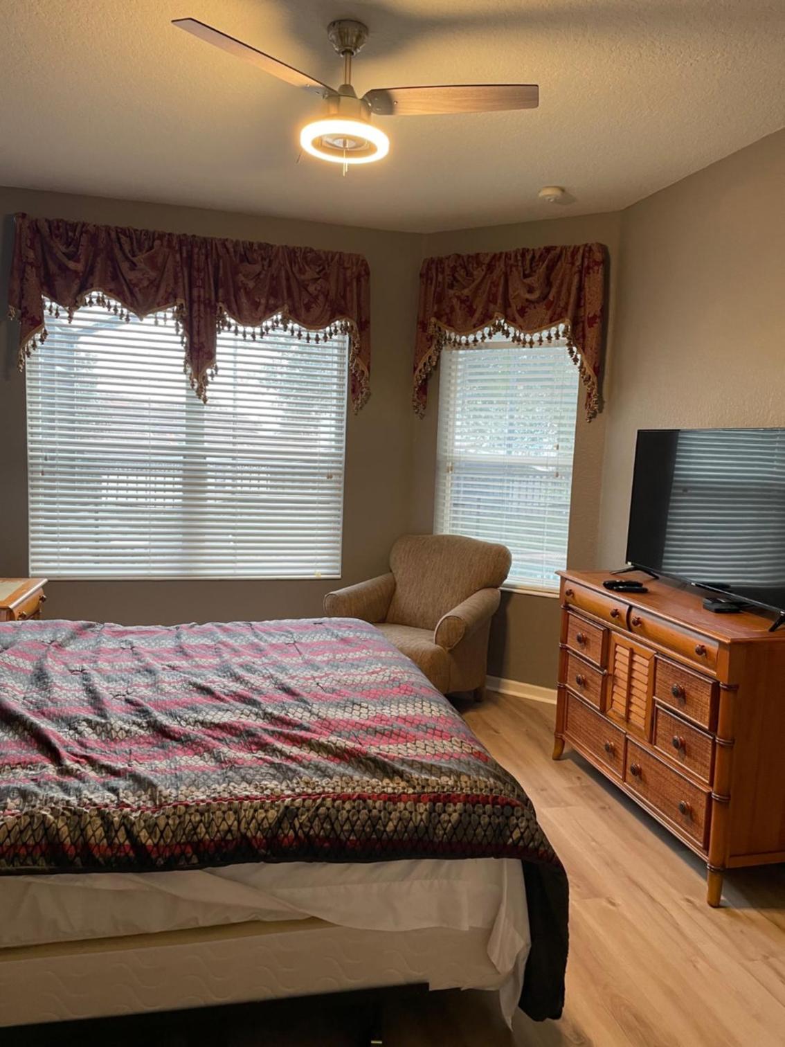Windsor Hills Resort 5BR Villa, Amenities, Private Pool & Water Park, Near Disney, Sea World, Universal