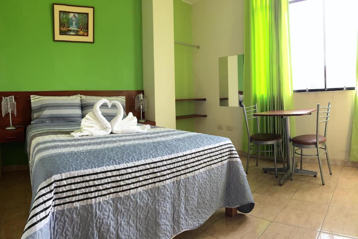 Hostal Rodinn view 3