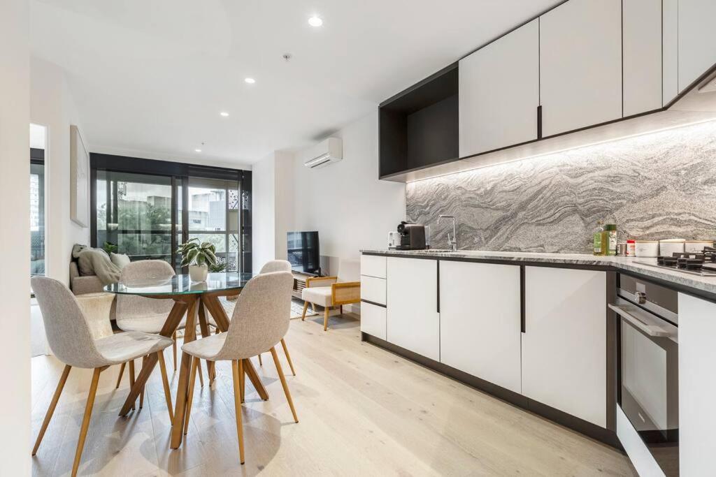 Brand New 2BR in West Side Place - Best Location!