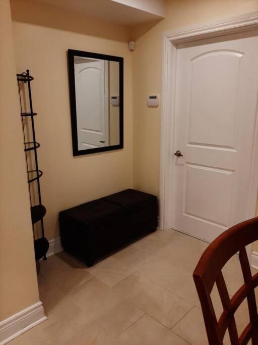 Queen guest apartment