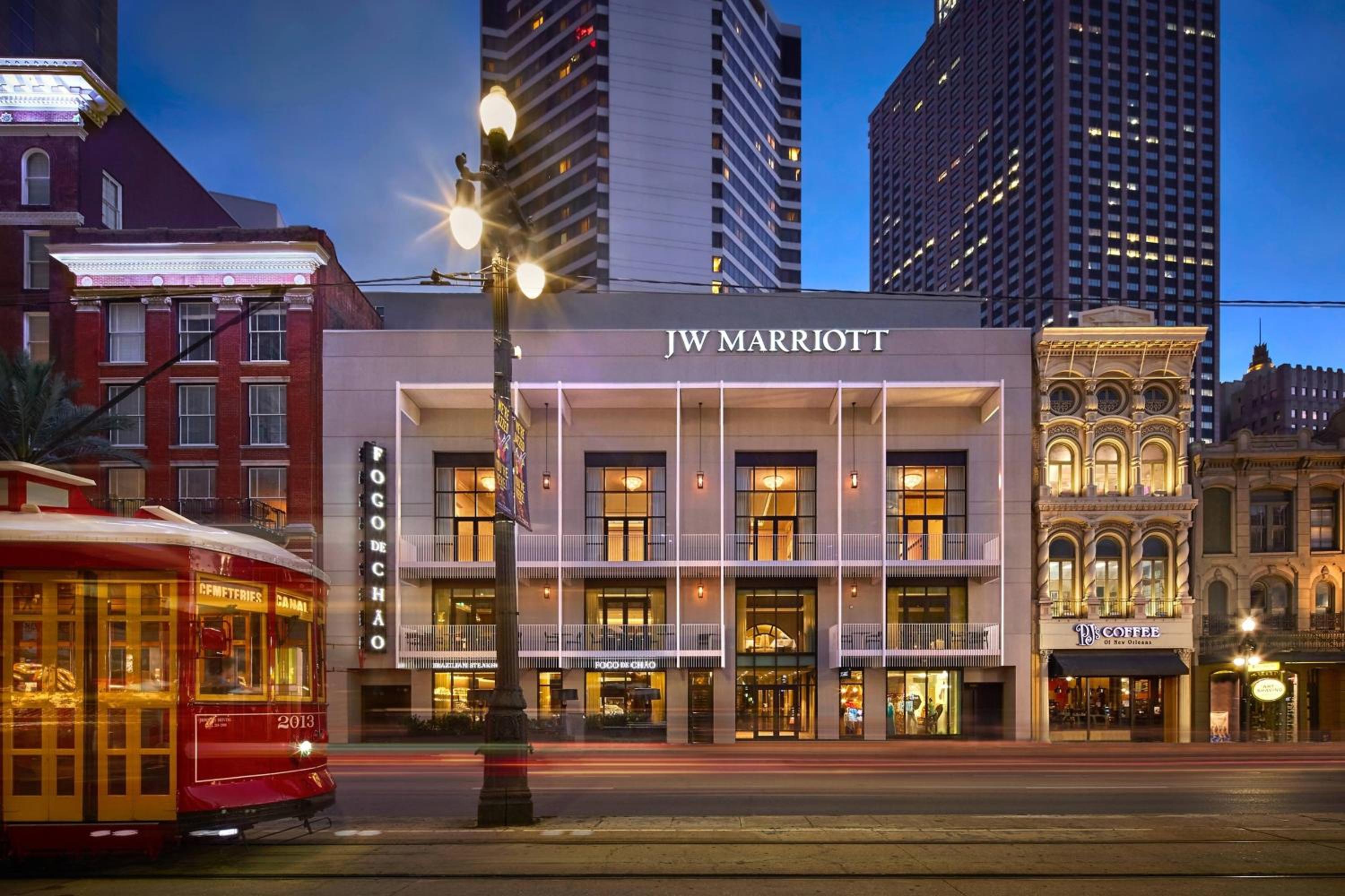 Hotel JW Marriott New Orleans - Image 1
