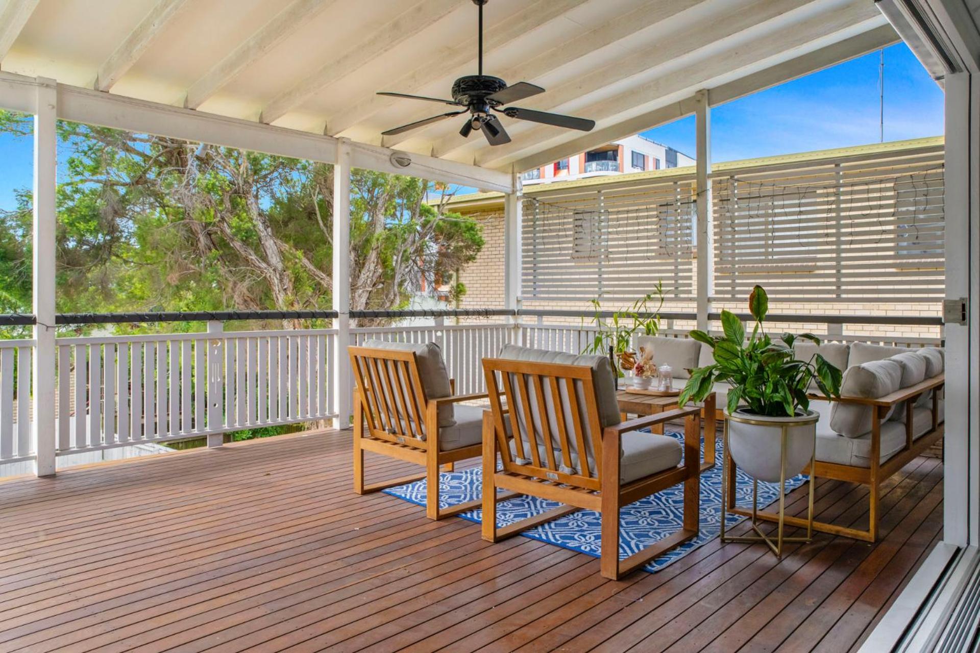 Brisbane Vacations - Unique Character Queenslander Home! Just Minutes to CBD South Brisbane - Property Image 15