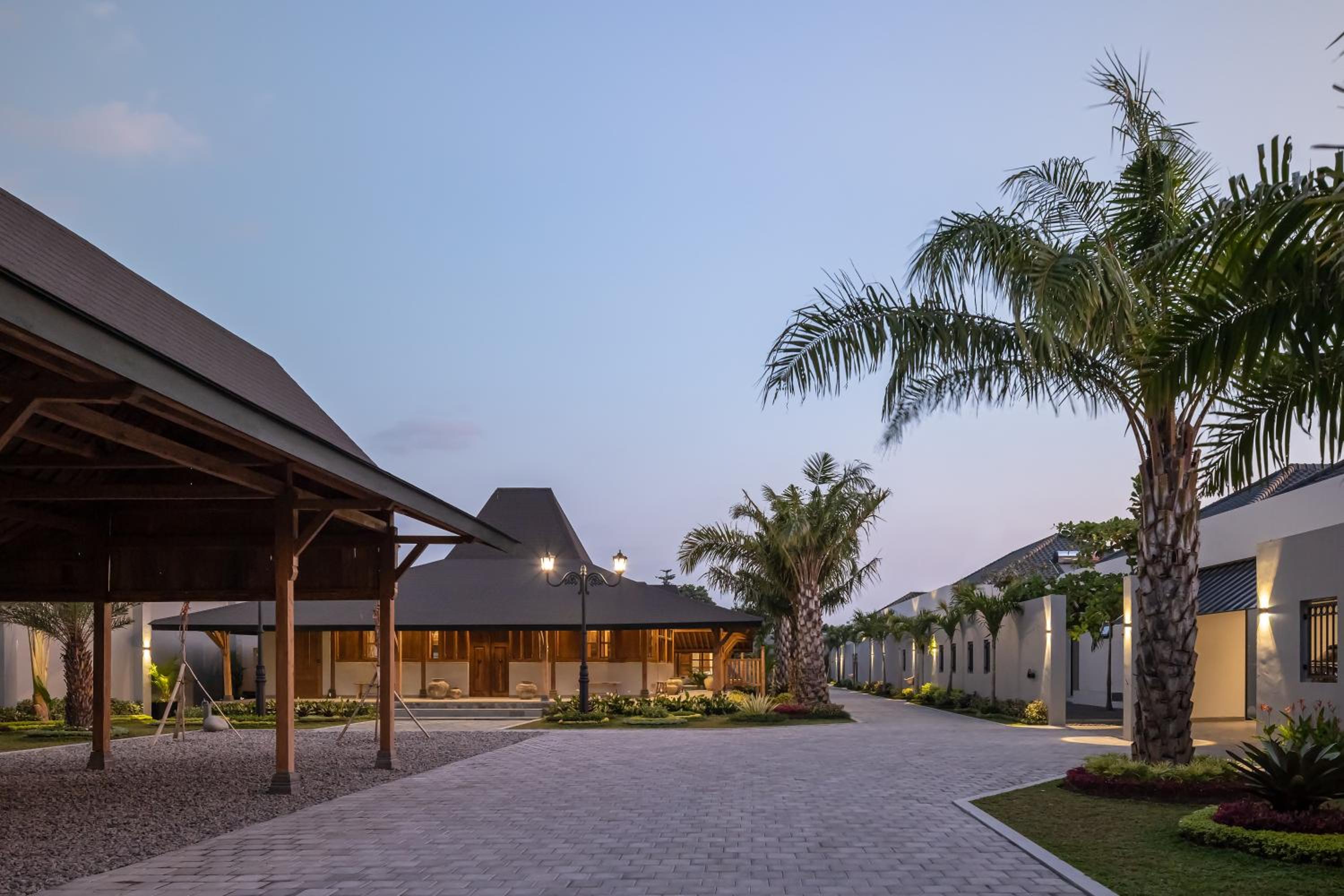 Villa Lawas - Private Retreat view 2
