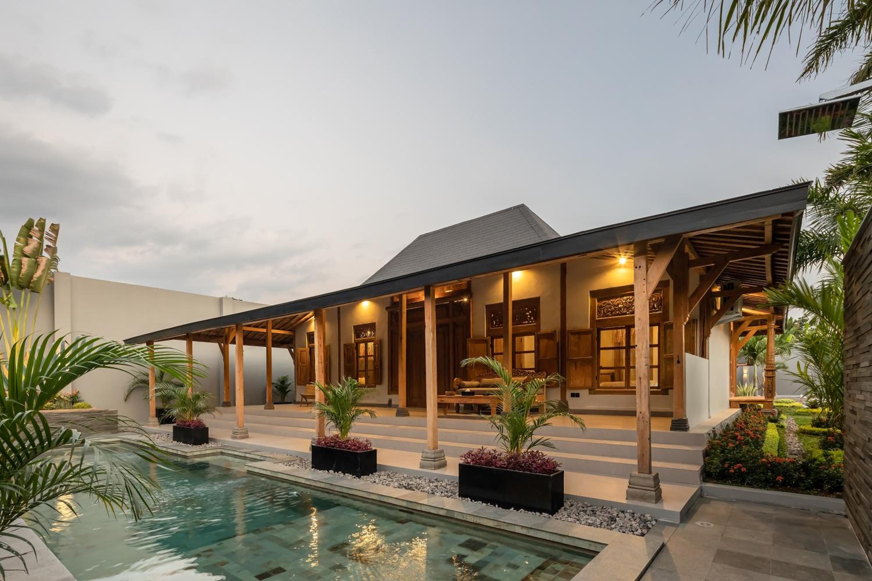 Villa Lawas - Private Retreat view 4