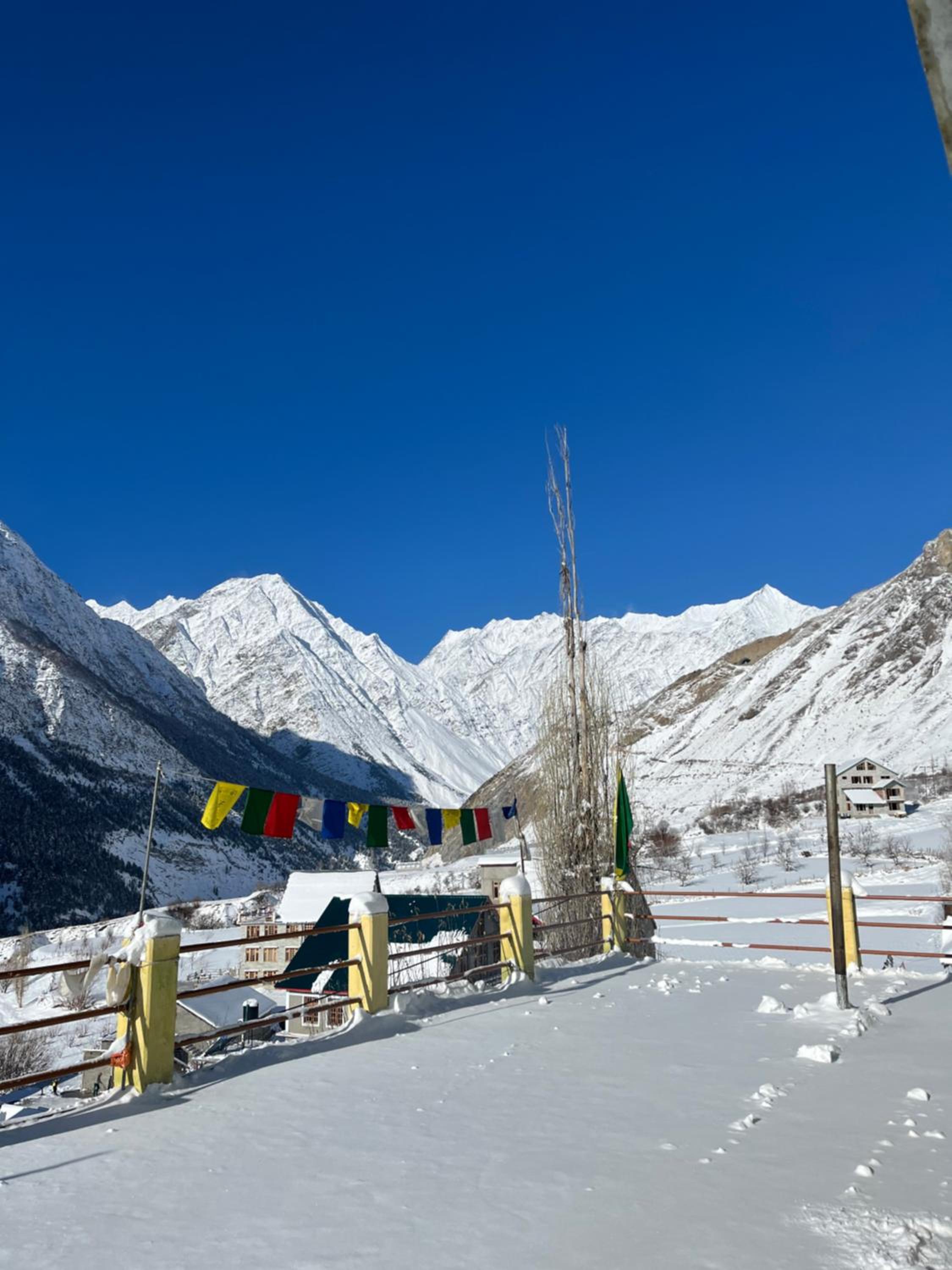 SNOWFLAKE Homestay