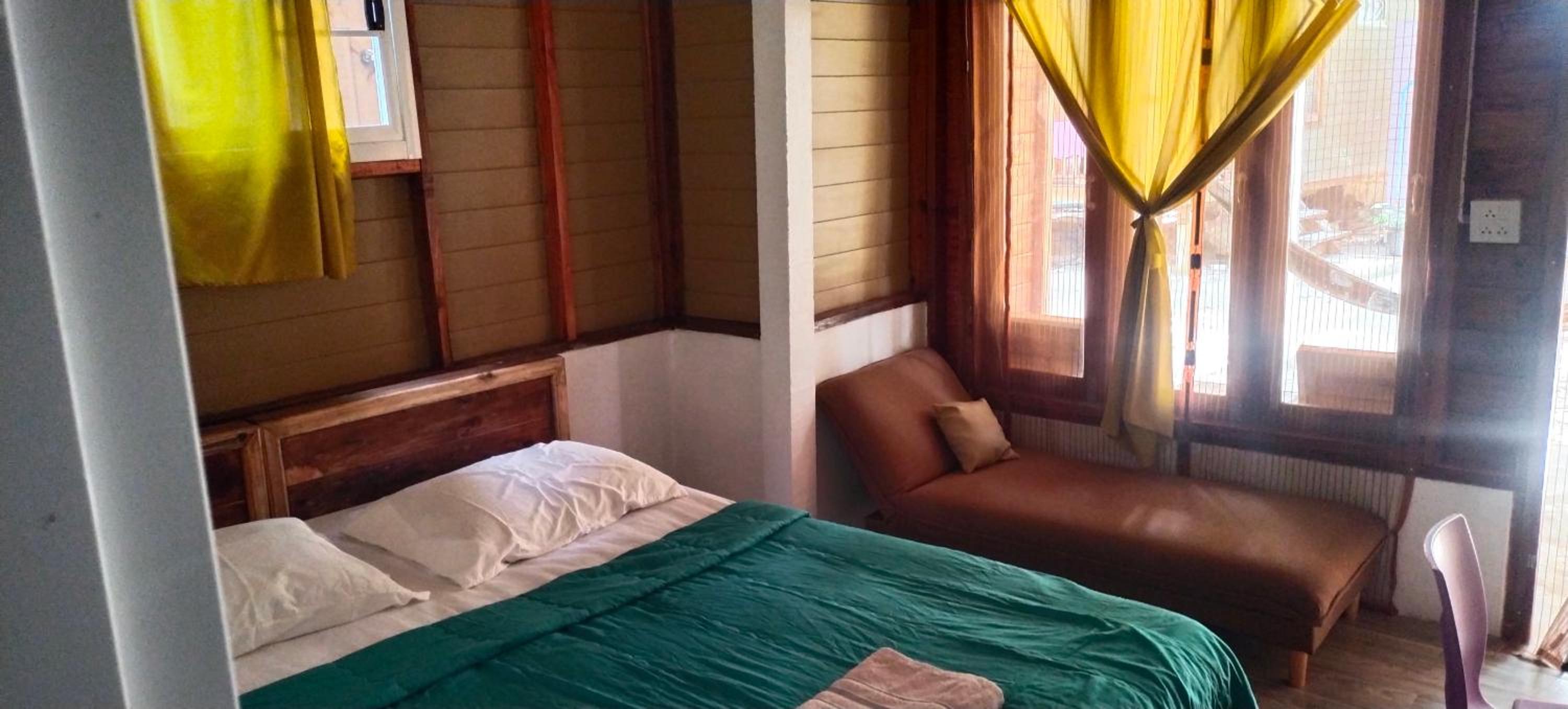 Lazy Hut