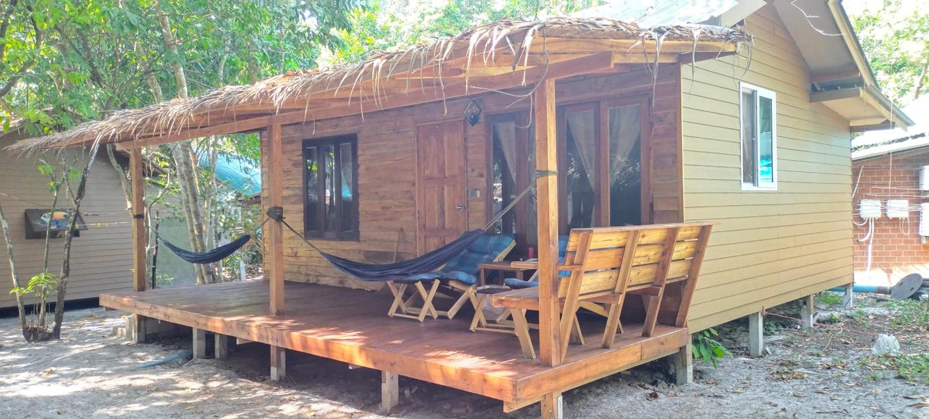 Lazy Hut