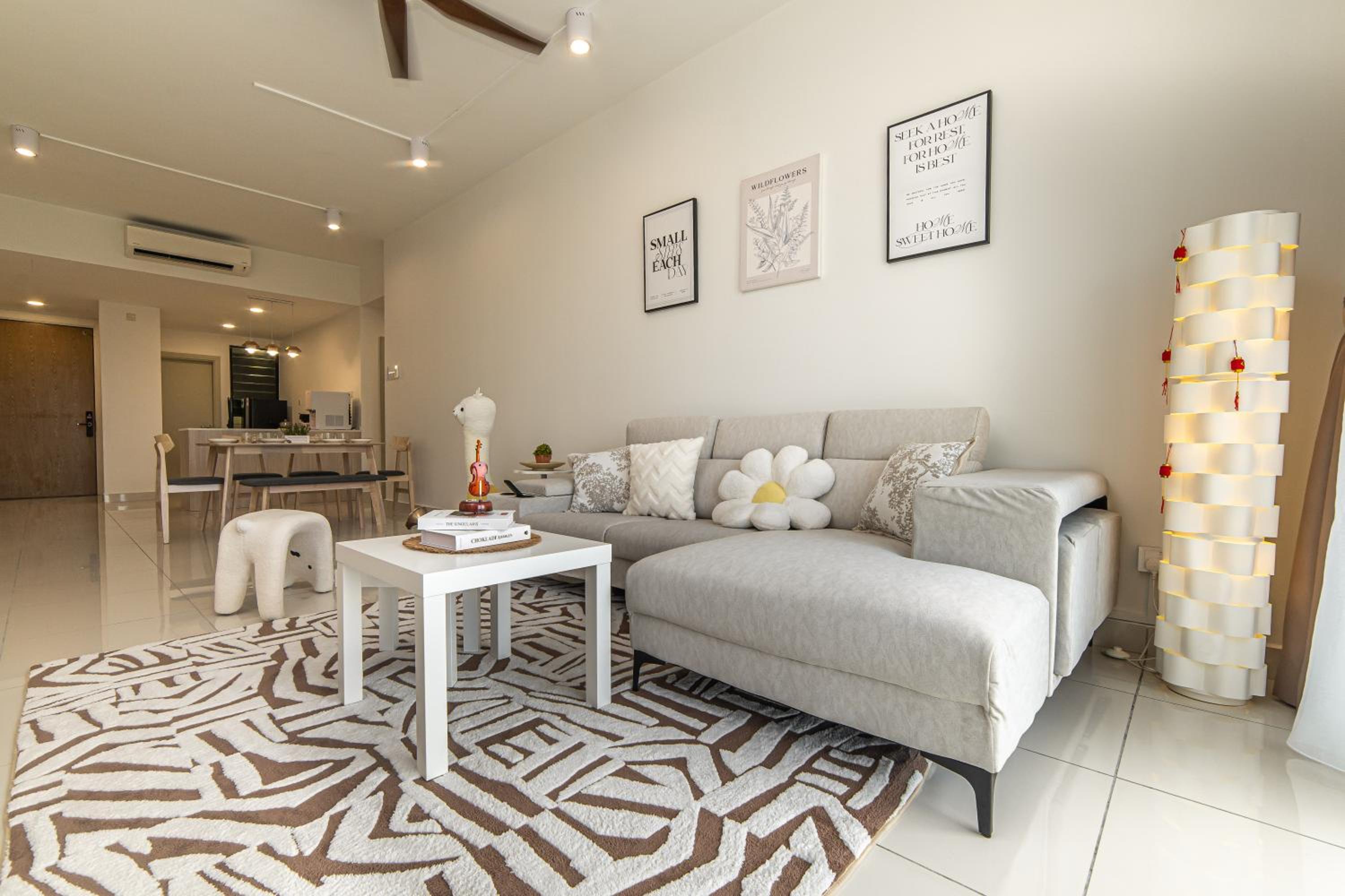 Midvalley MUJI Haus 2BR 6Pax Mosaic Southkey by Our Stay