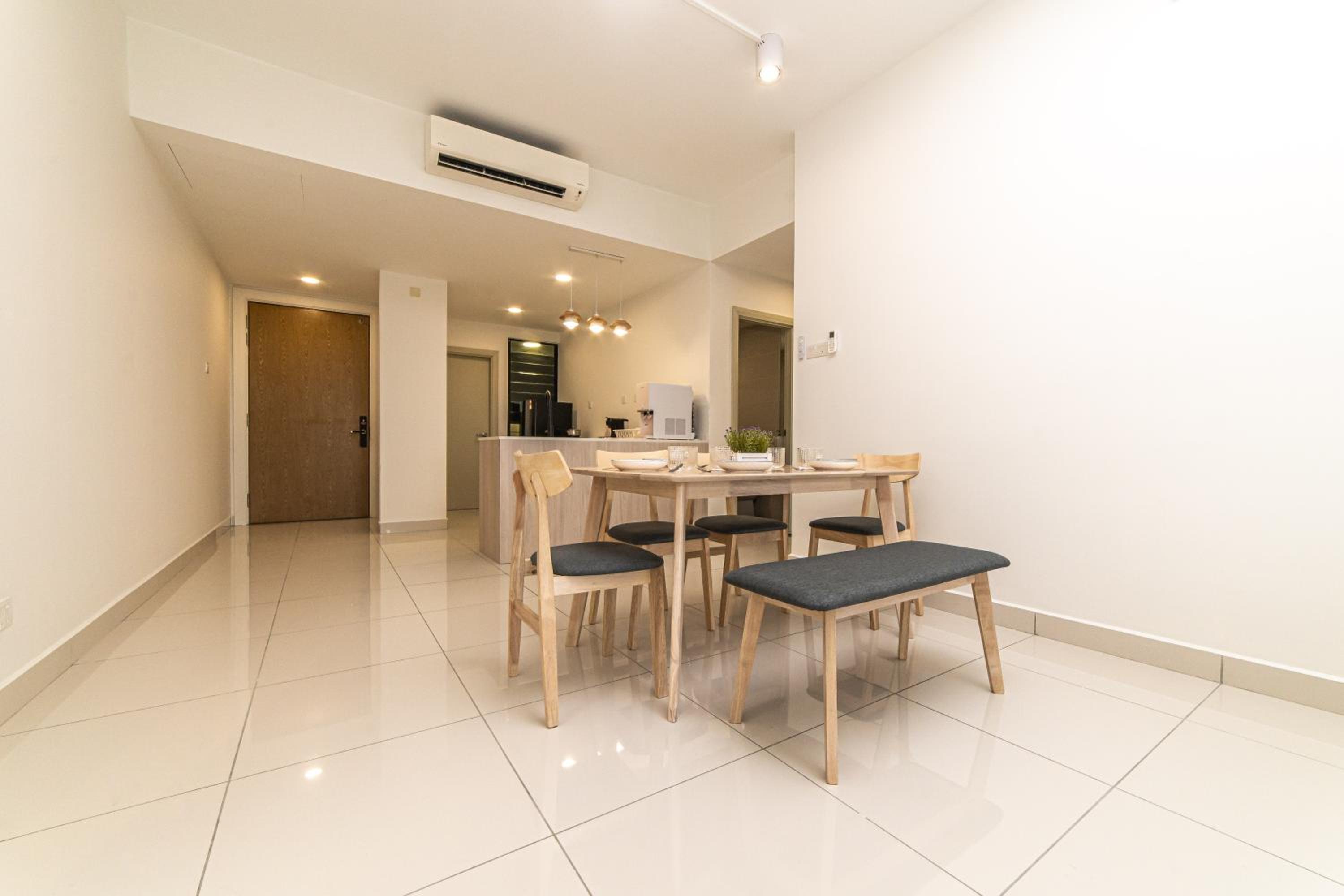 Midvalley MUJI Haus 2BR 6Pax Mosaic Southkey by Our Stay