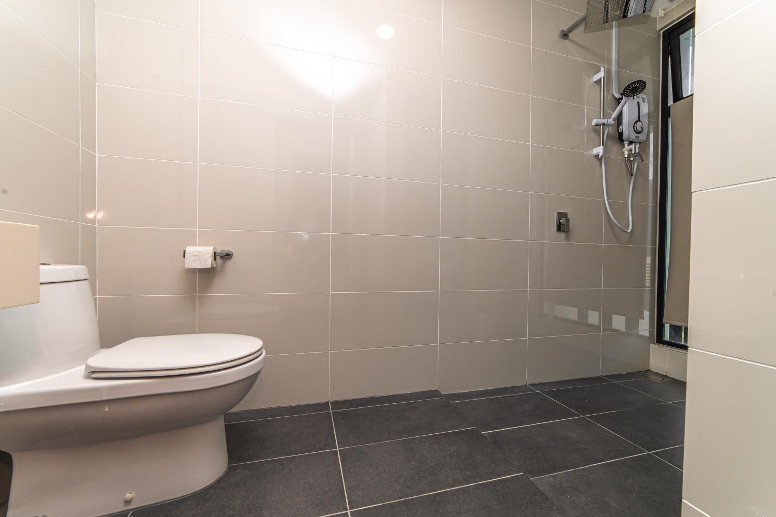 Midvalley MUJI Haus 2BR 6Pax Mosaic Southkey by Our Stay