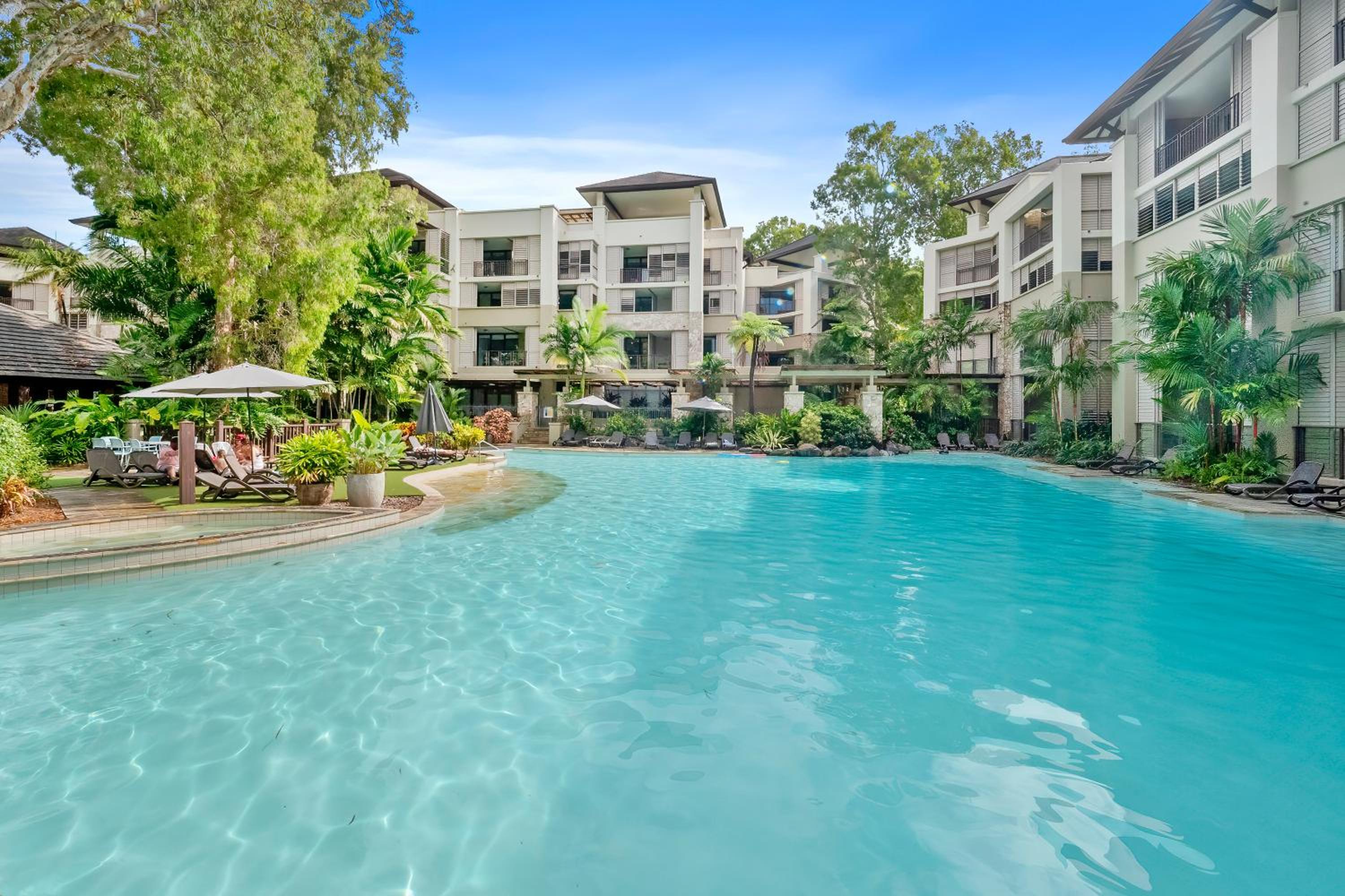 Private Apartments in the Temple Beachfront Resort Palm Cove