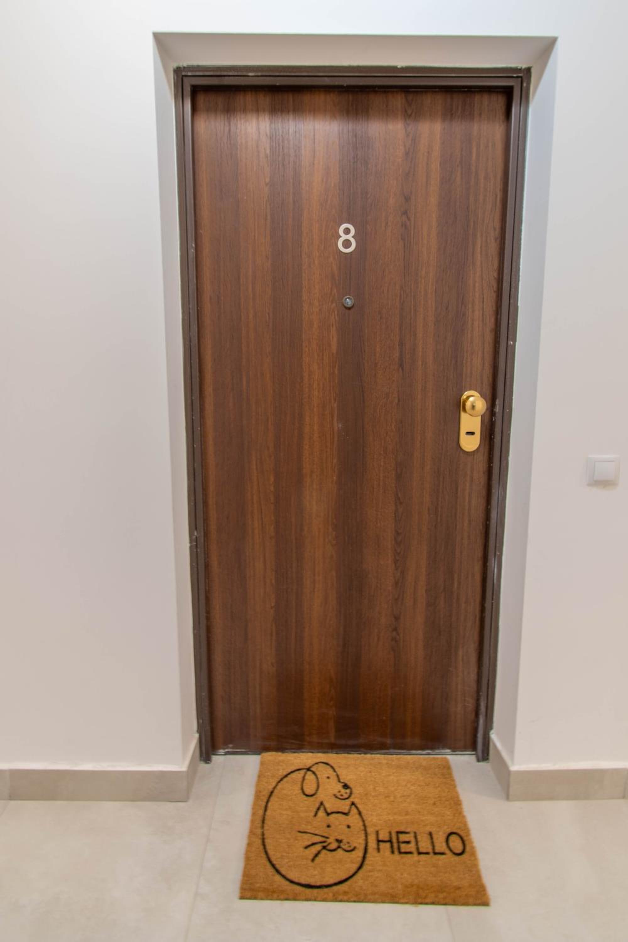 Alice Apartment