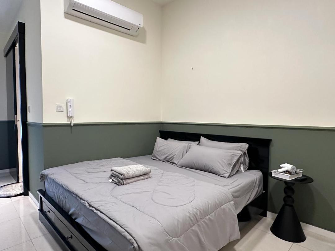 Paradigm Residence Studio 4pax 2King bed Netflix WiFi