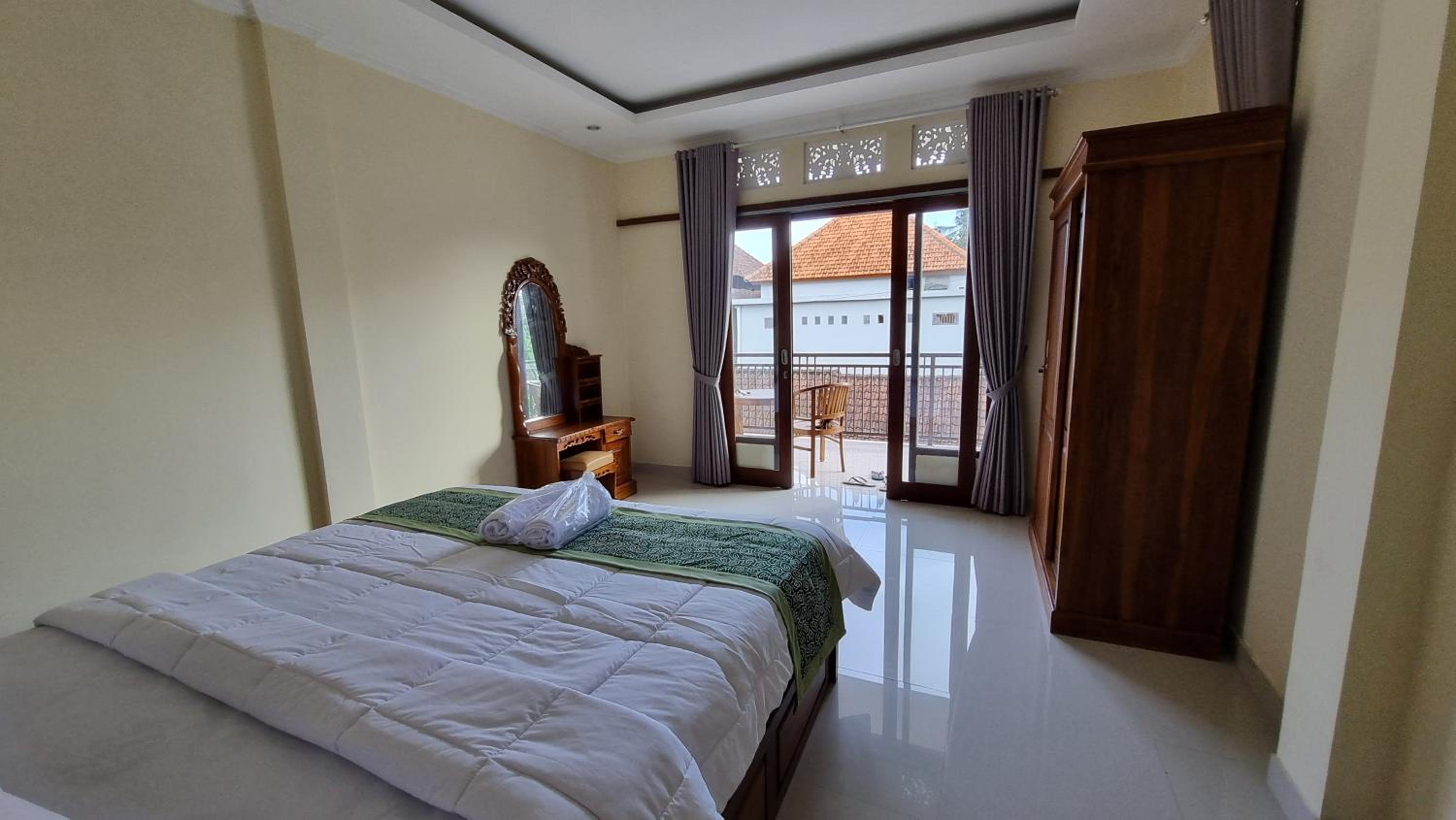 Karmila House