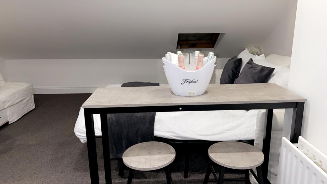 hotel room
