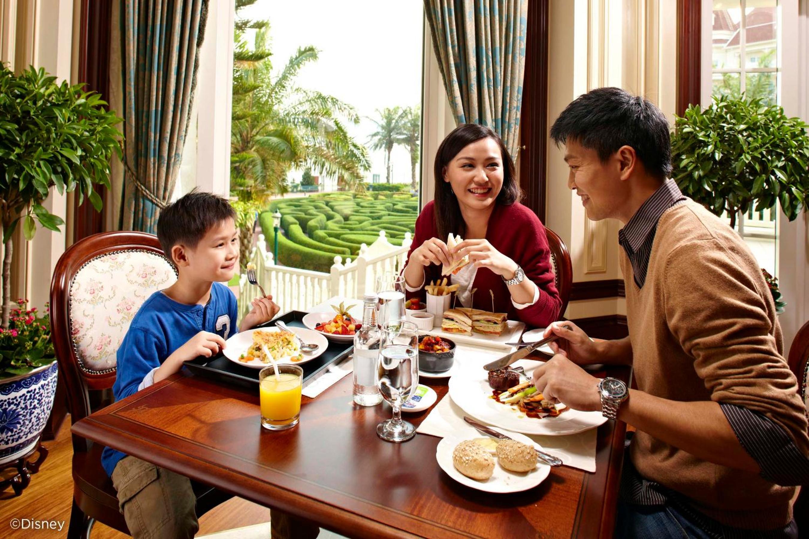 Hong Kong Disneyland Hotel