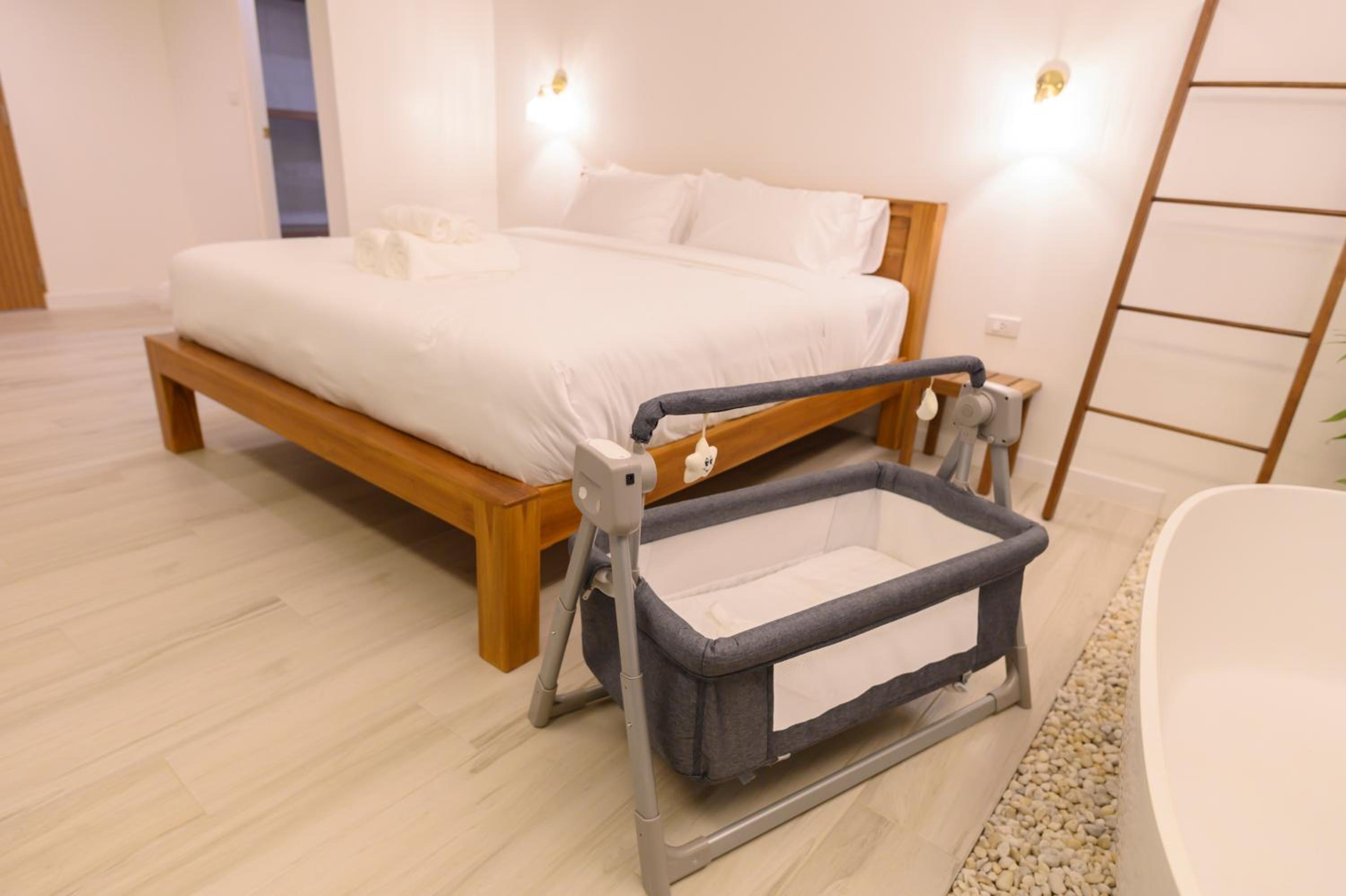 Gems Pool Villa Chanthaburi