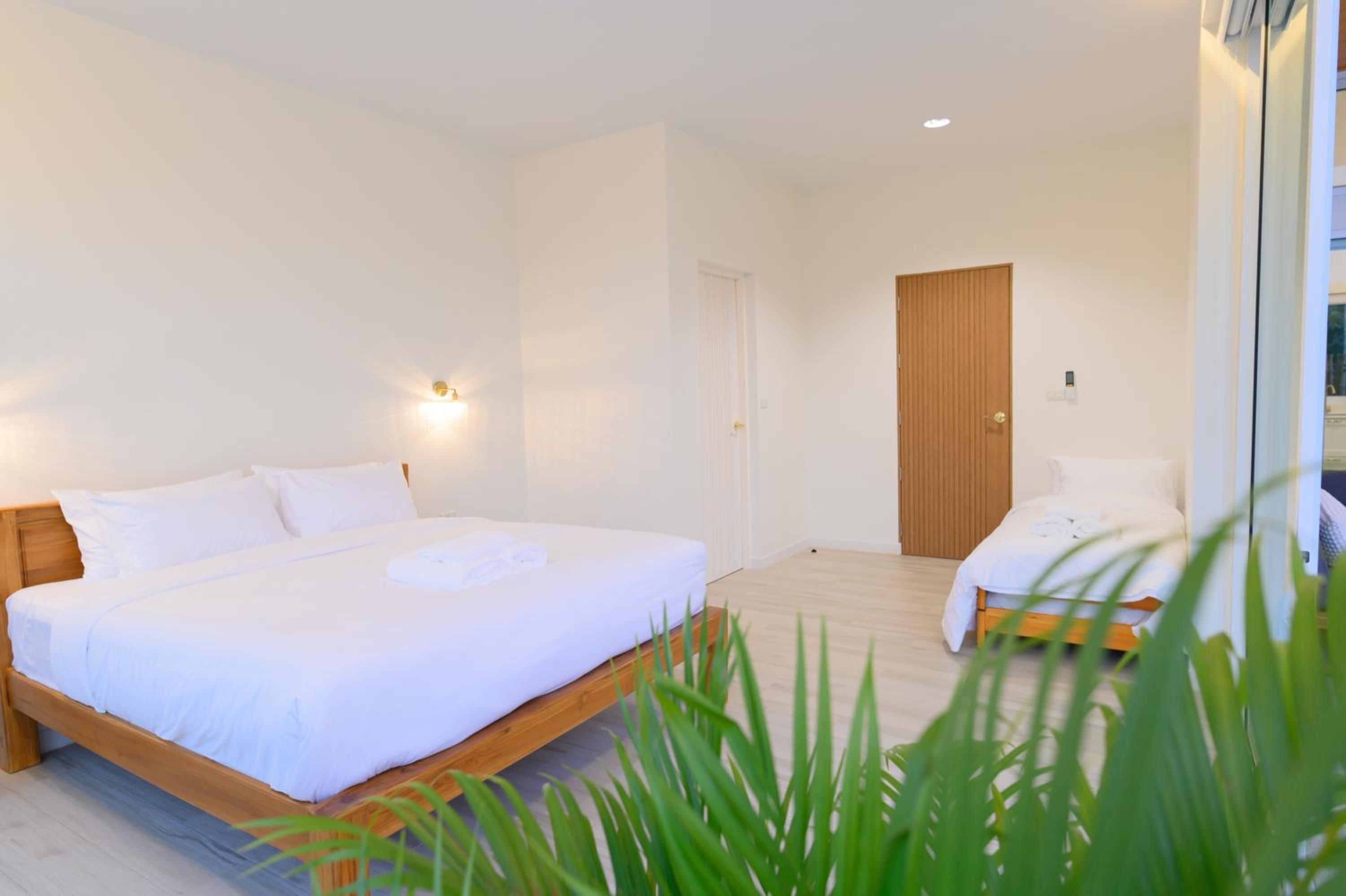 Gems Pool Villa Chanthaburi