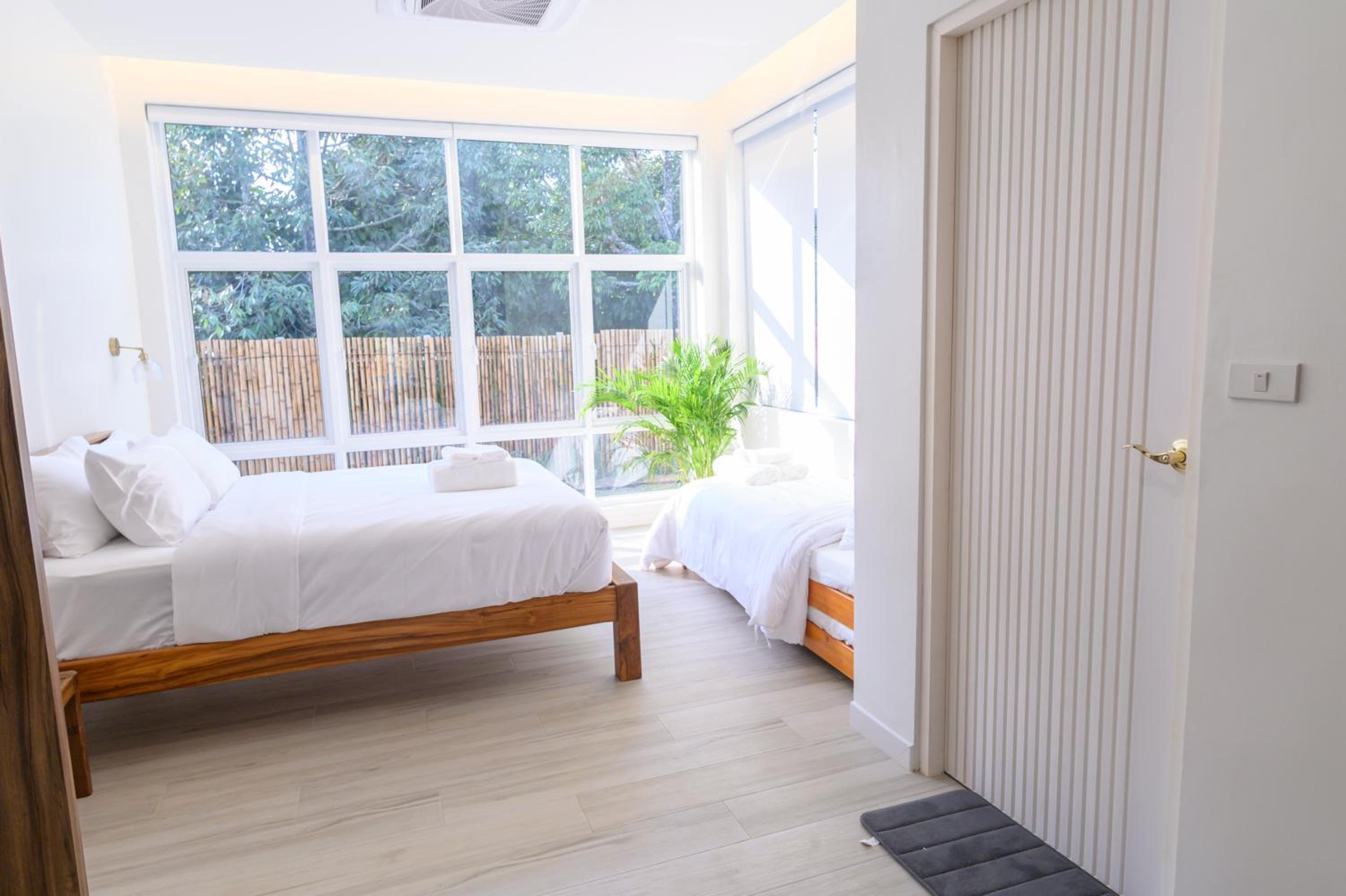 Gems Pool Villa Chanthaburi