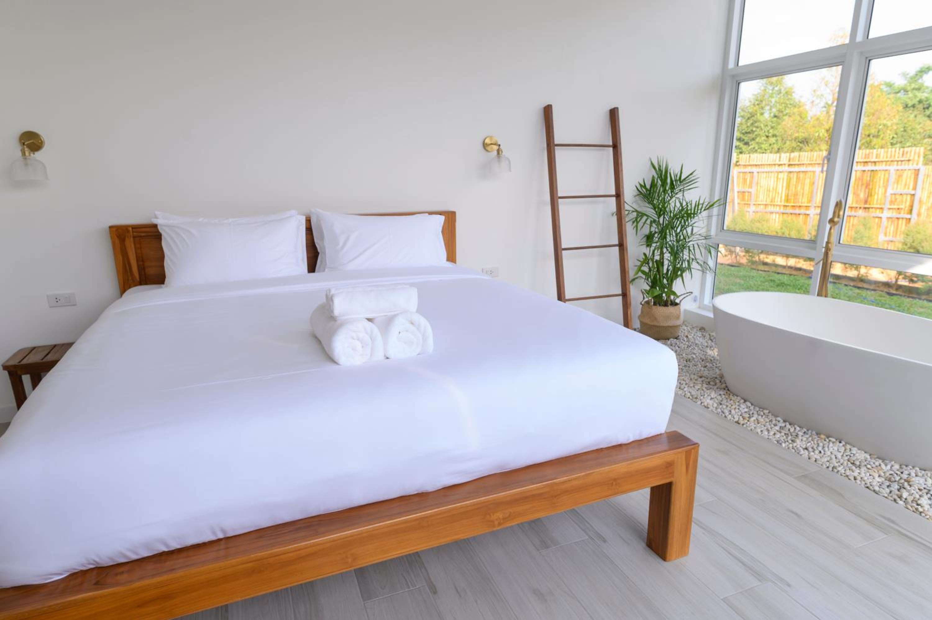 Gems Pool Villa Chanthaburi