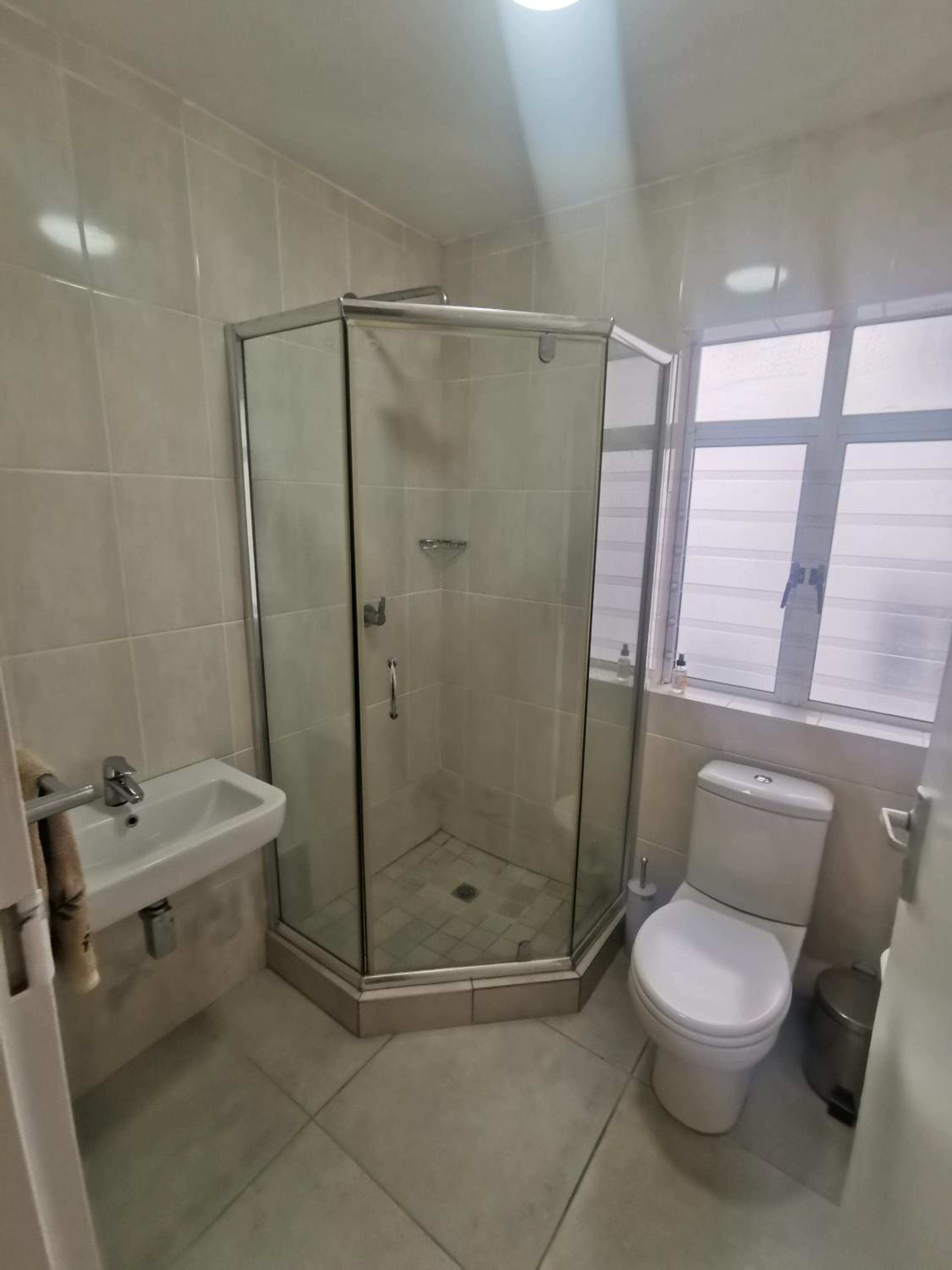 31 Riverview view 3