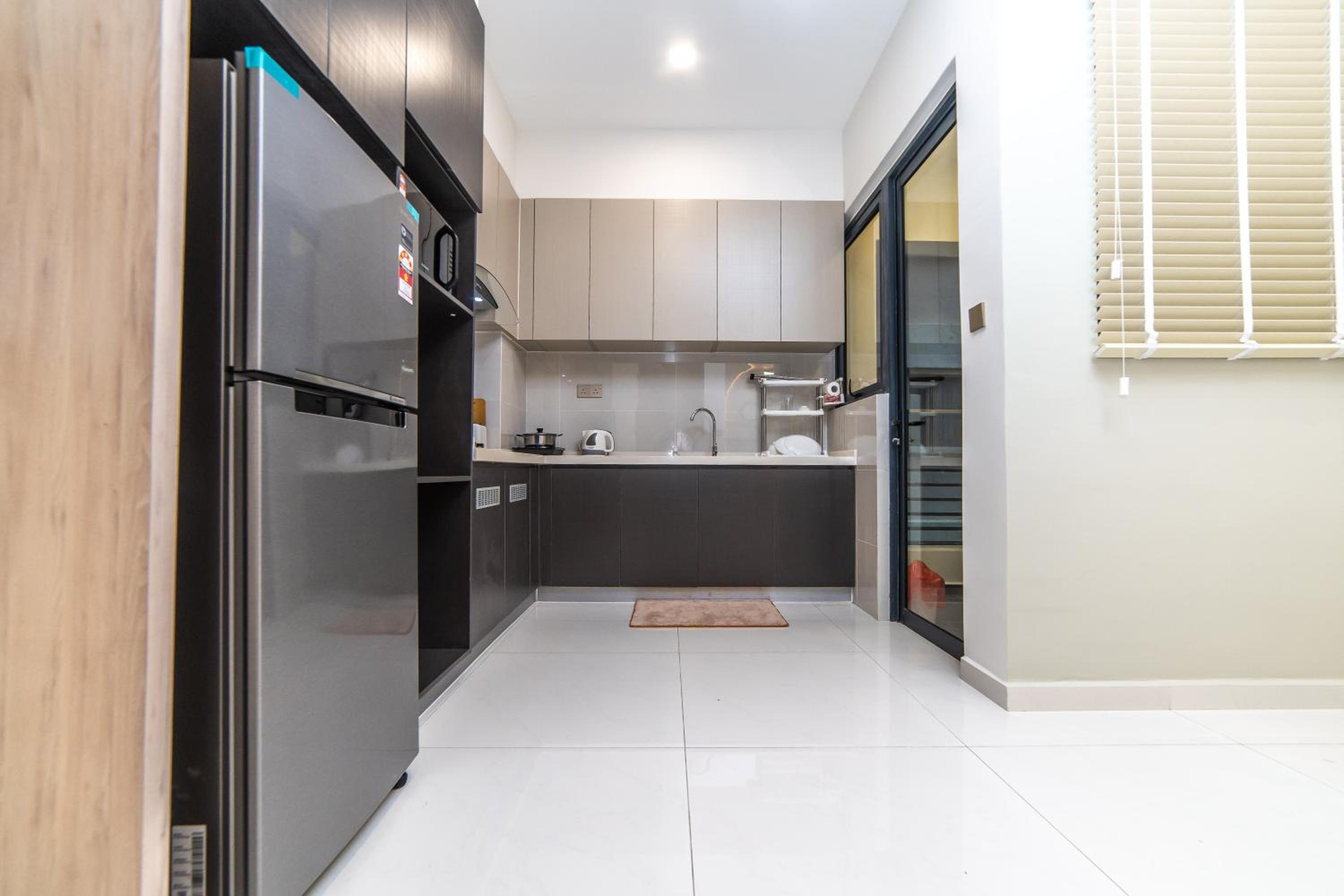 Luxury Suite 2BR 4Pax Danga Bay Baypoint by Our Stay