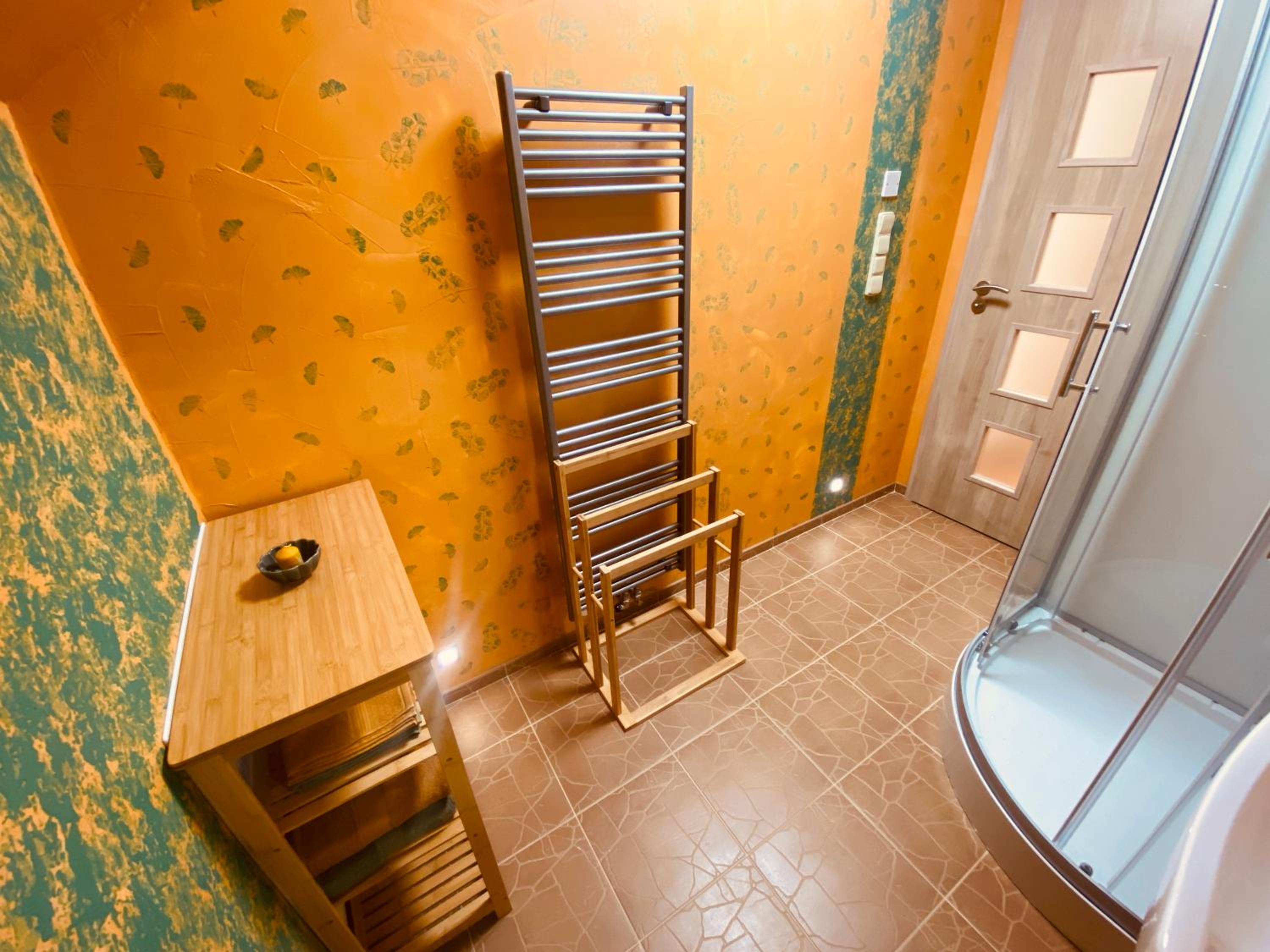 Pyramida & Sauna Relax Guest House