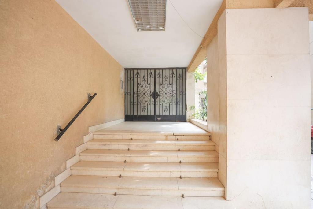 Khaton home