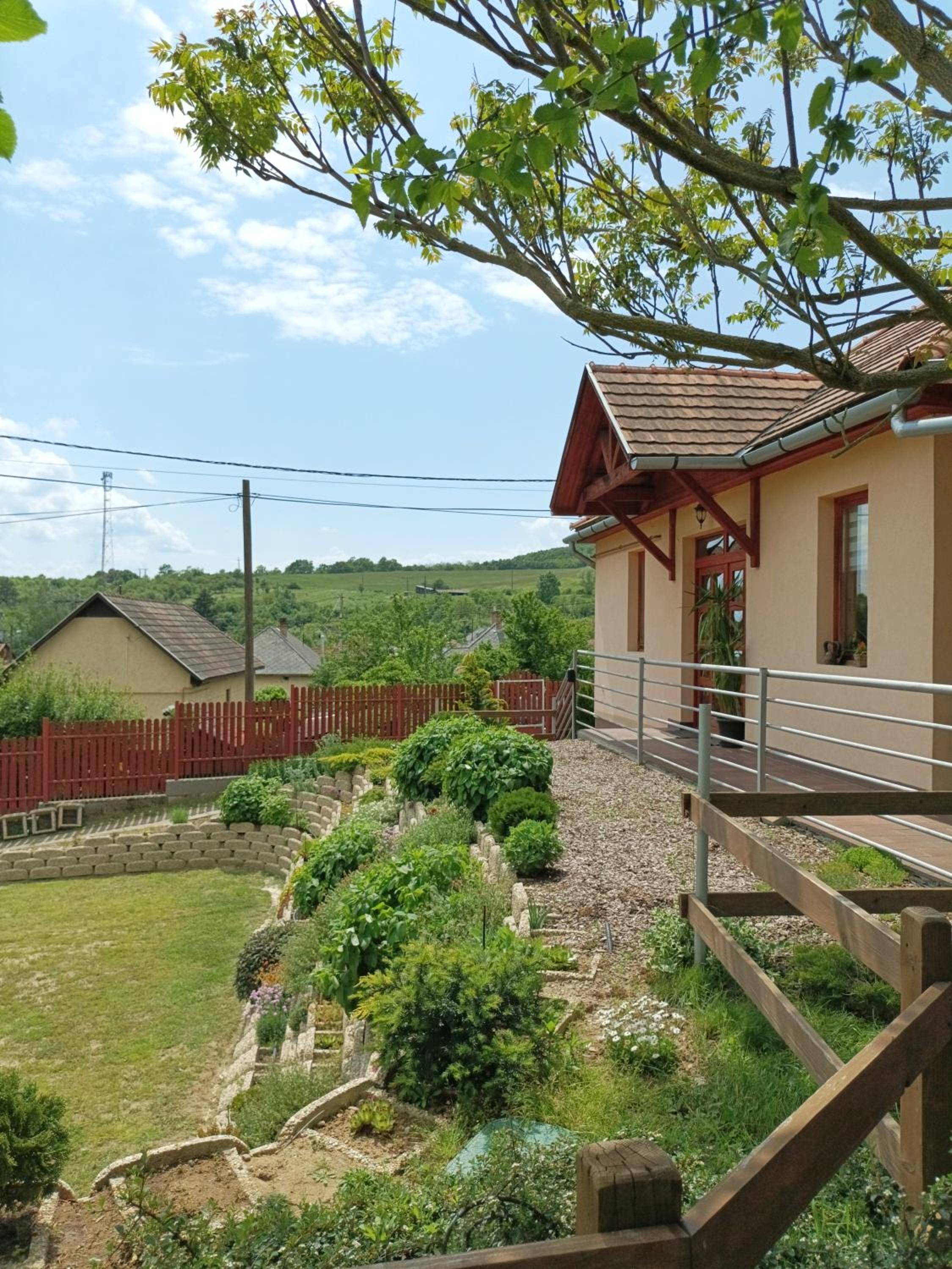 Napfénydomb Vendégház view 2