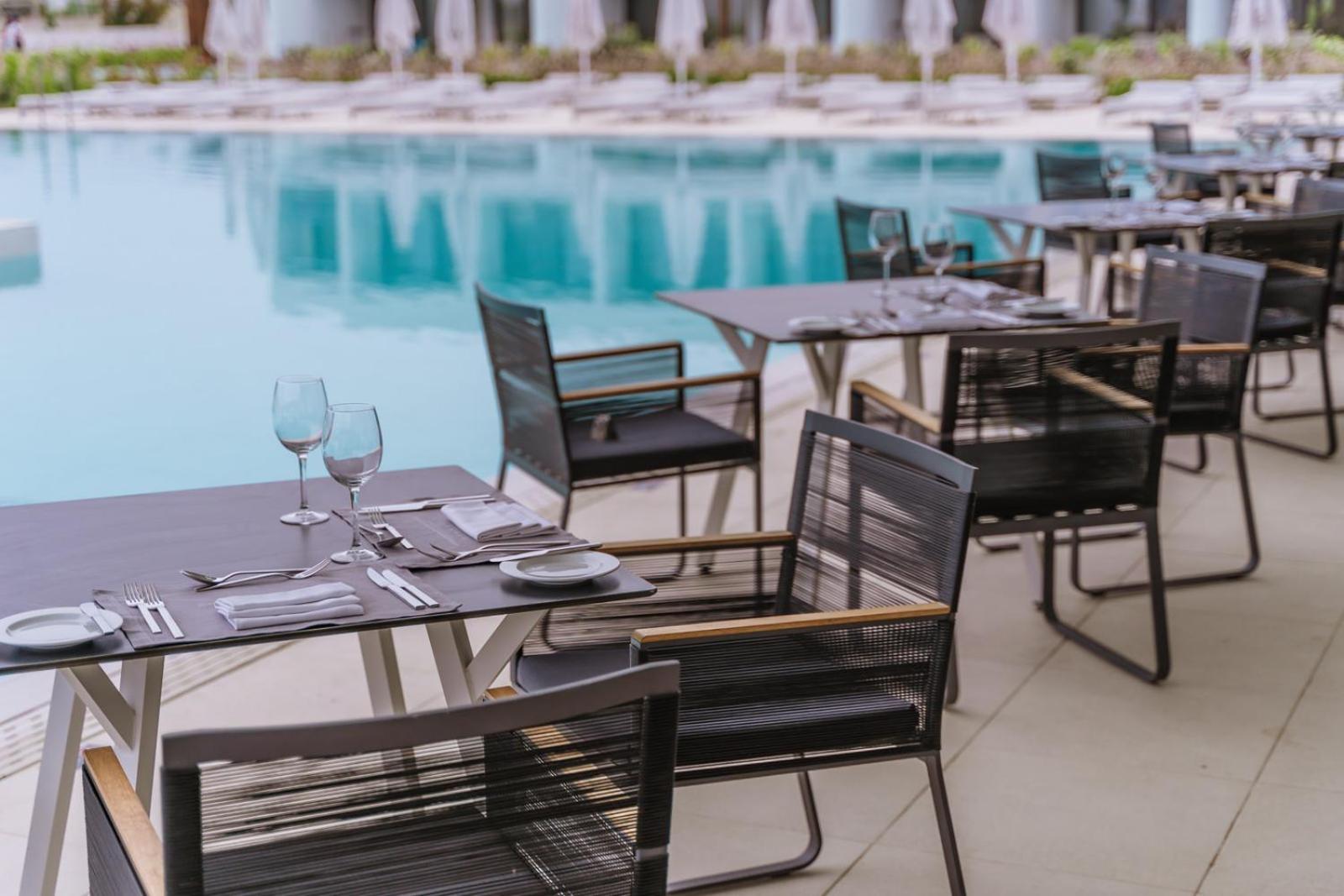 Gennadi Grand Resort 24