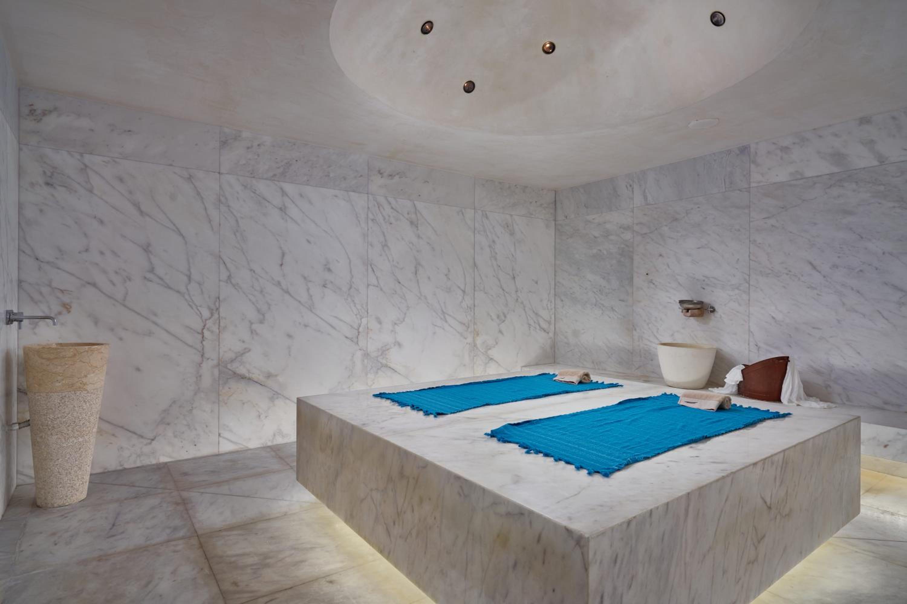 Gennadi Grand Resort 60