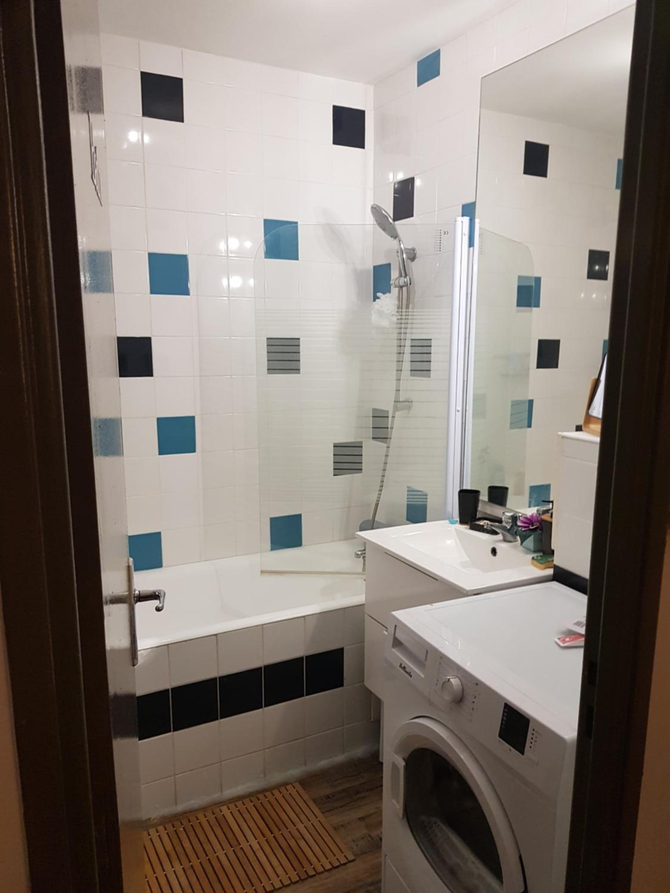 Chambre spacieuse nimes quartier populaire