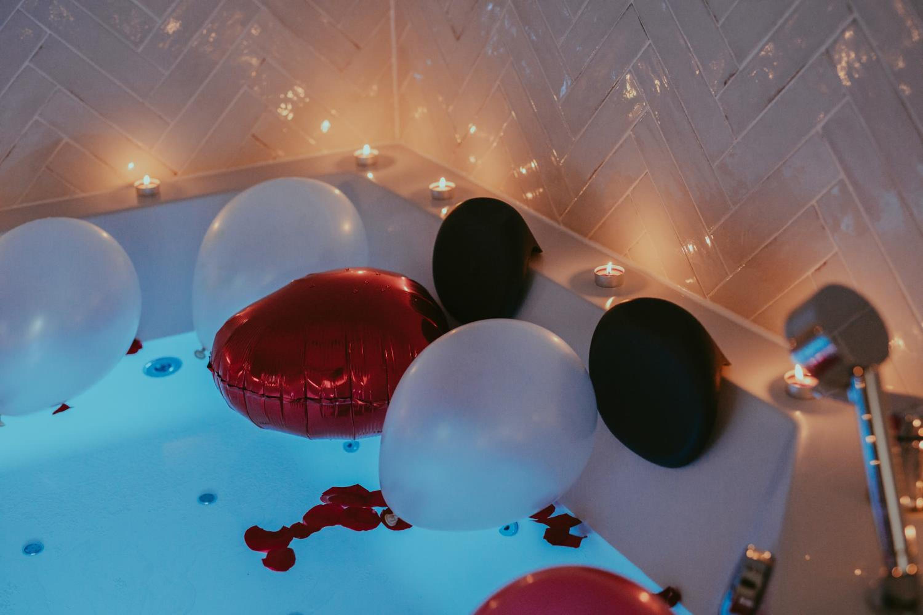 Luxury Jacuzzi Apartment
