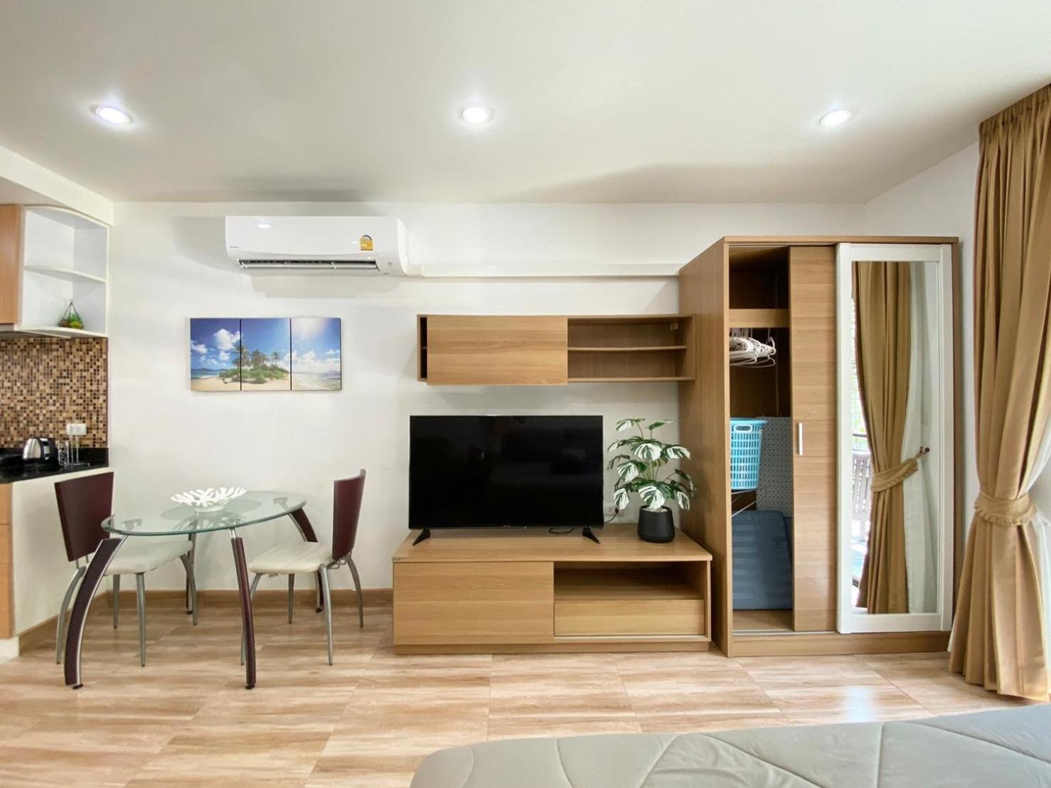 Patong - The Unity Seaview & Mountain Residence
