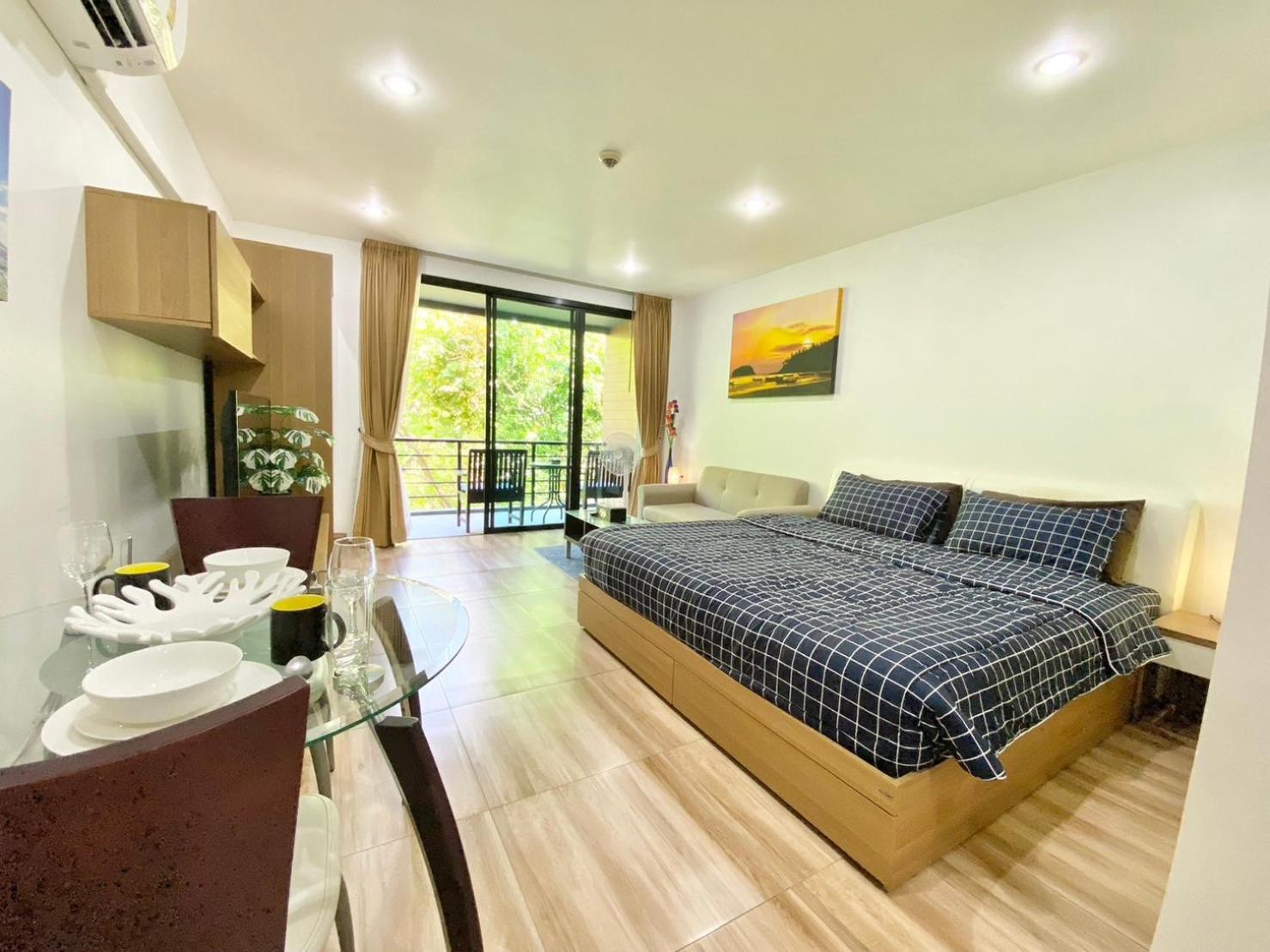 Patong - The Unity Seaview & Mountain Residence