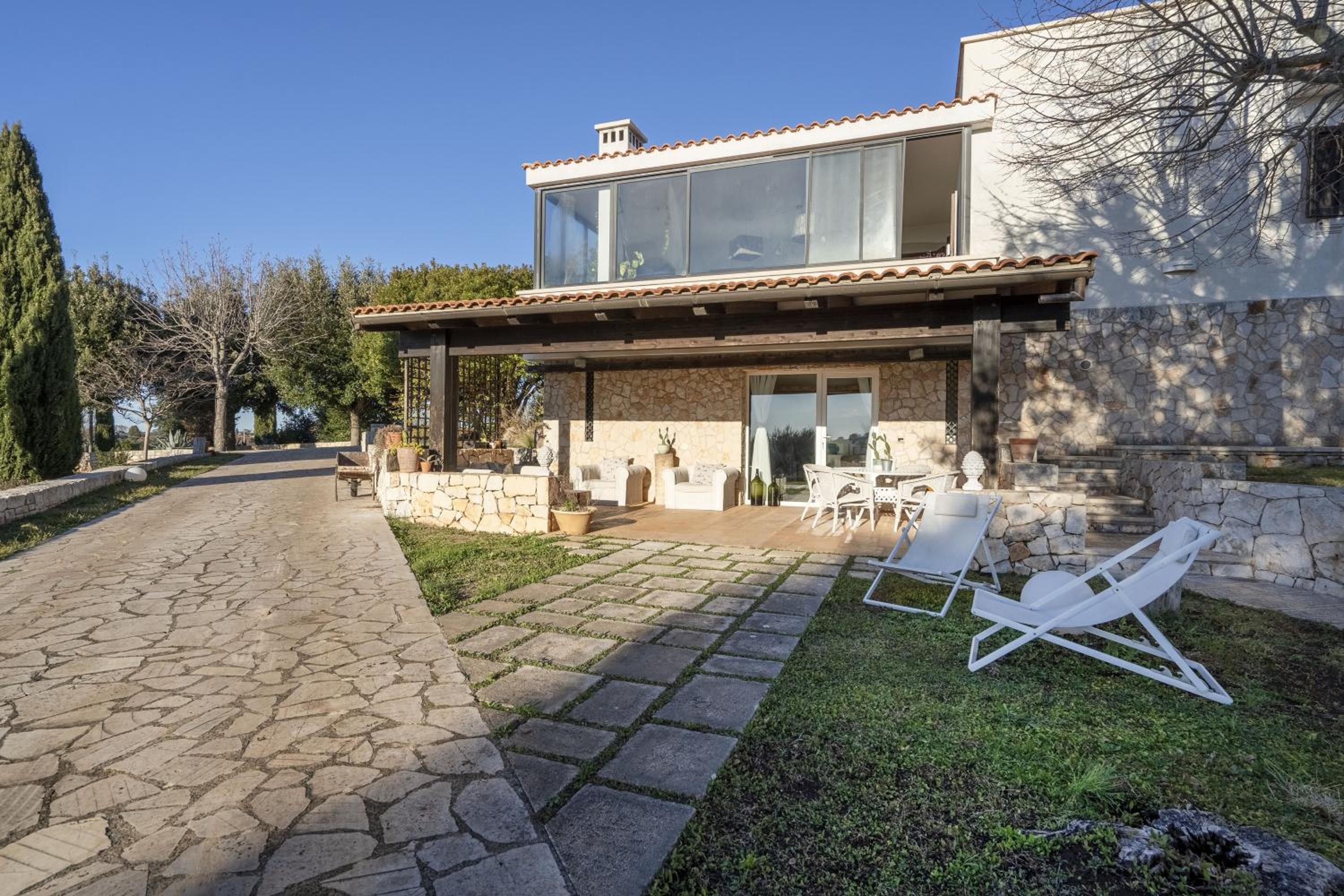 Villa Torto with private pool en Monopoli
