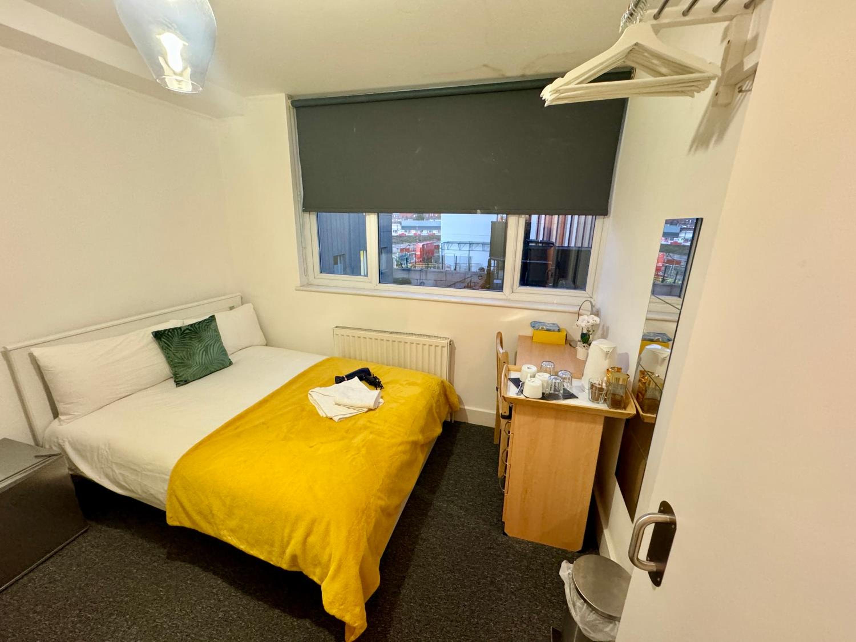Cosmopolitan Comfort Private Bedrooms in Euston 106