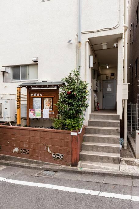 G&R House 202　Shinjuku room