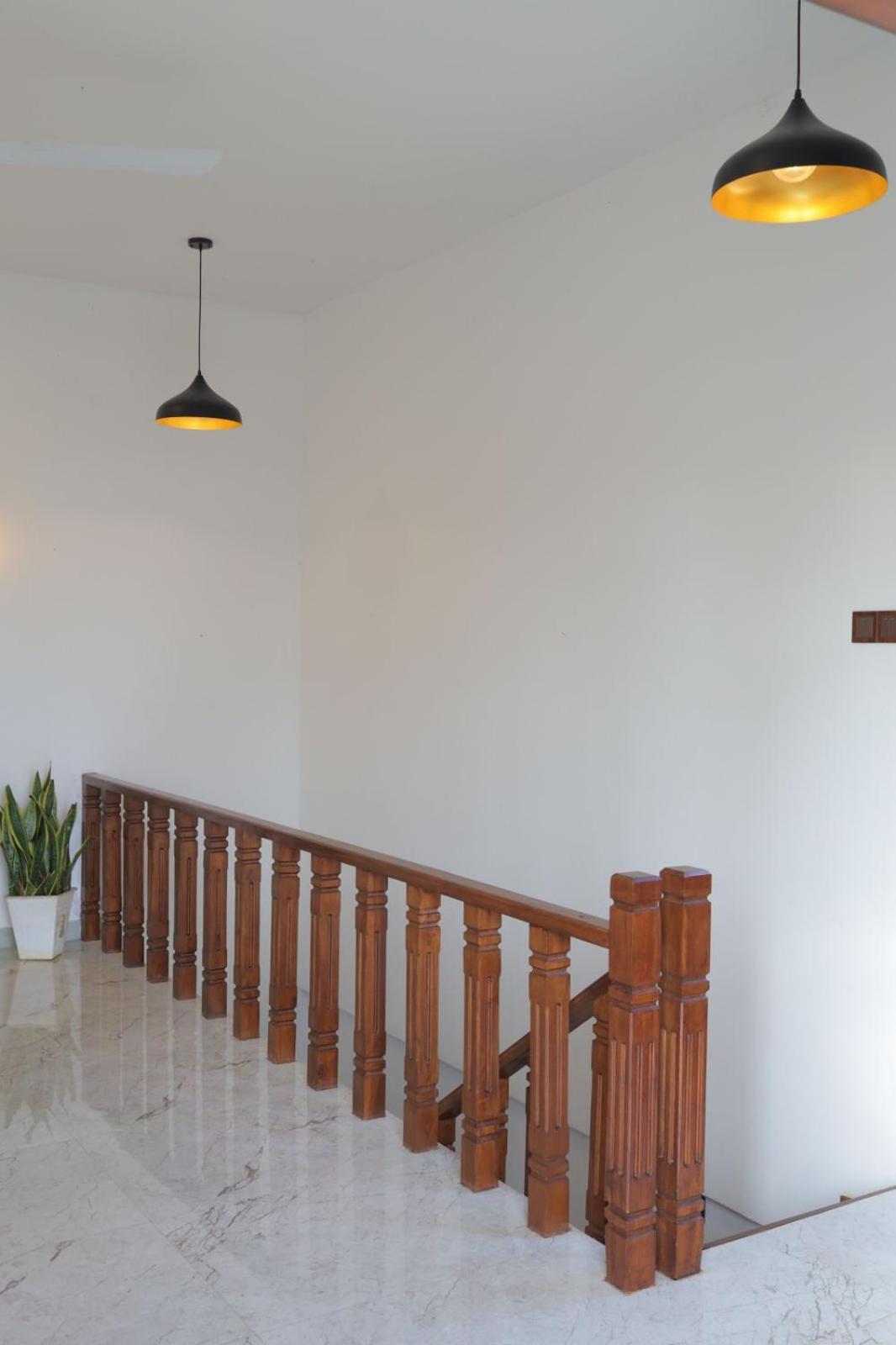 Hide Hiriketiya Villa