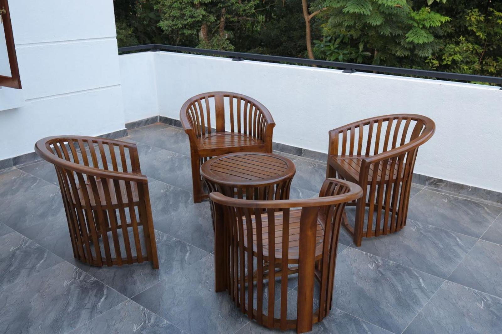 Hide Hiriketiya Villa